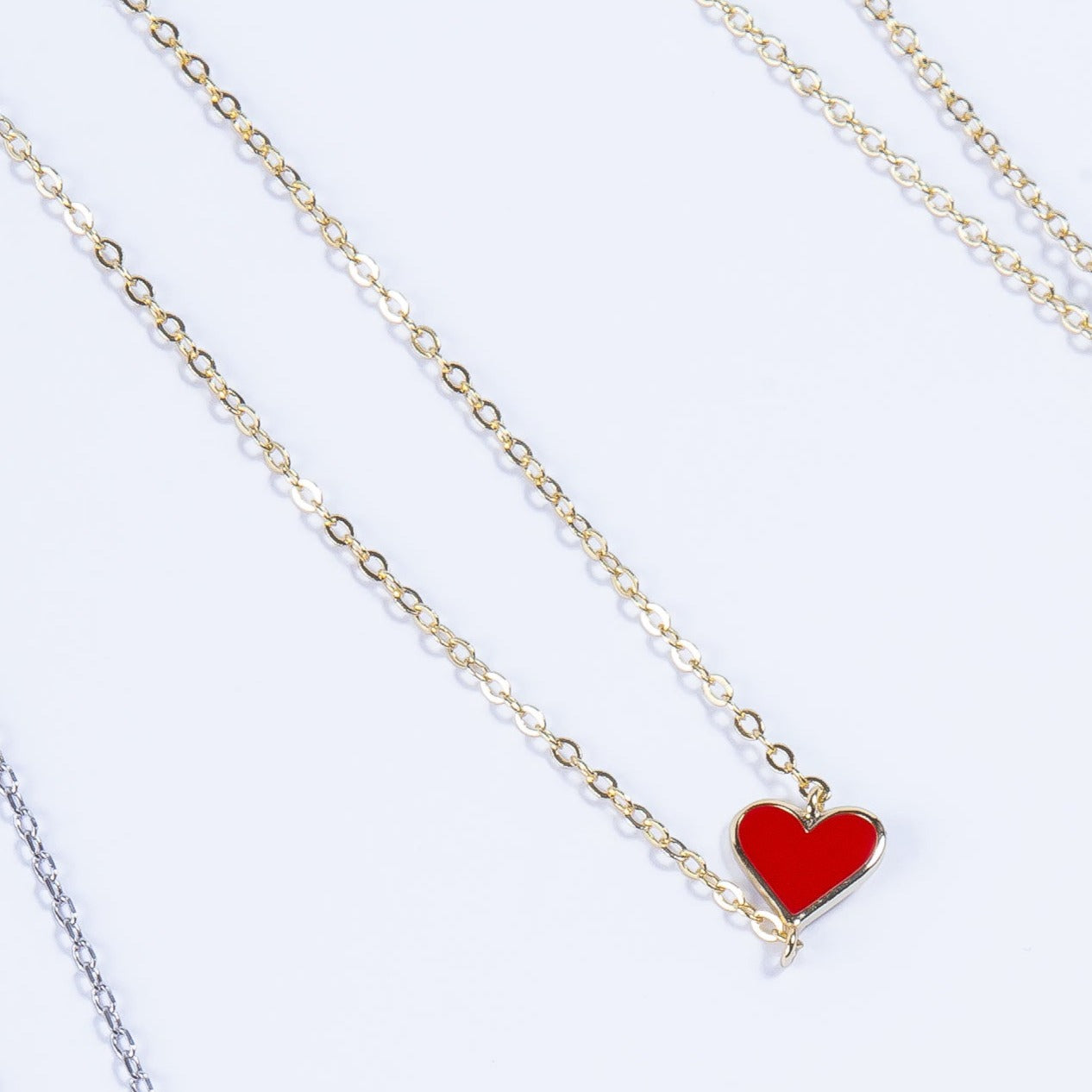 Collar Sided Enamel Heart Red