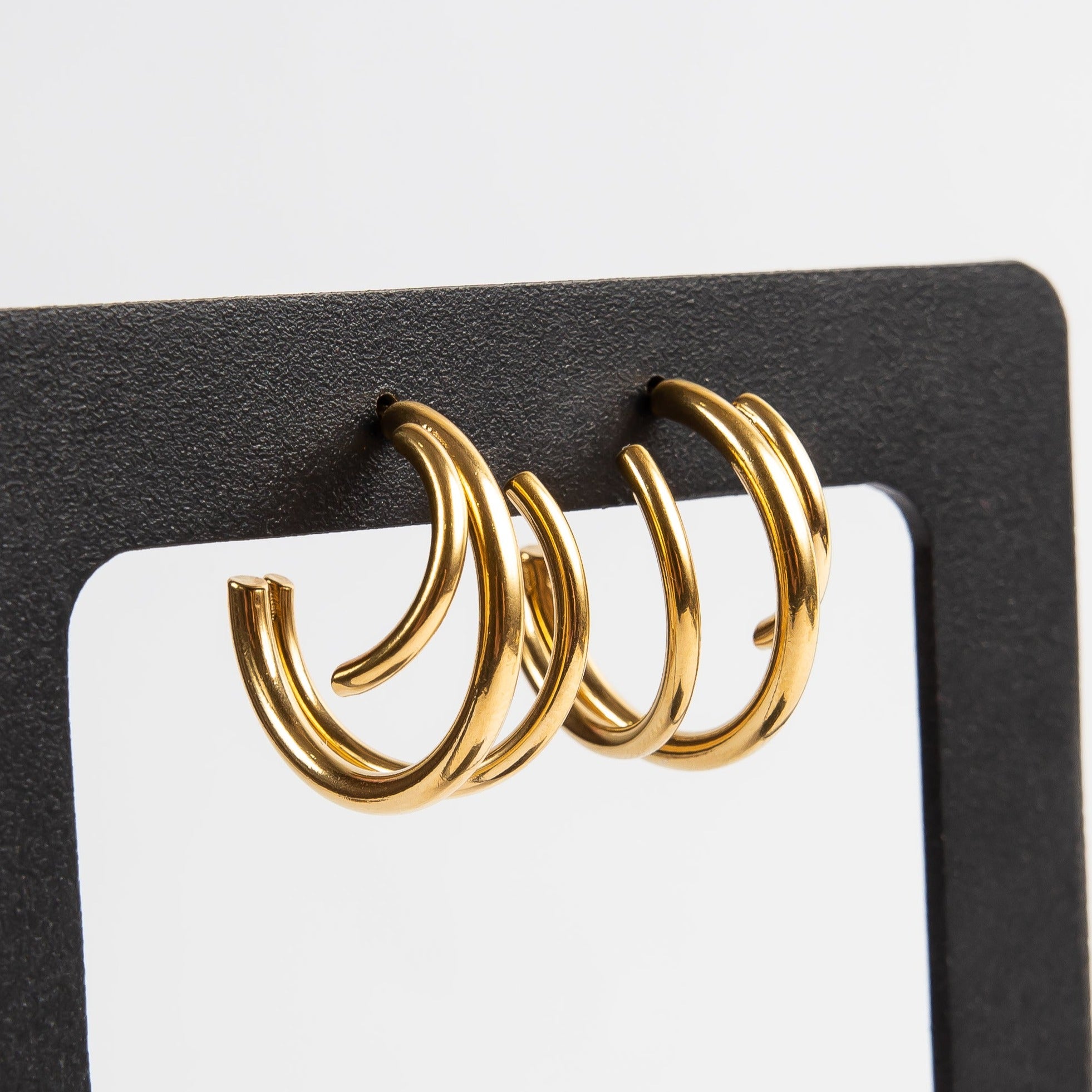 Aro Irregular Triple Cage Hoop