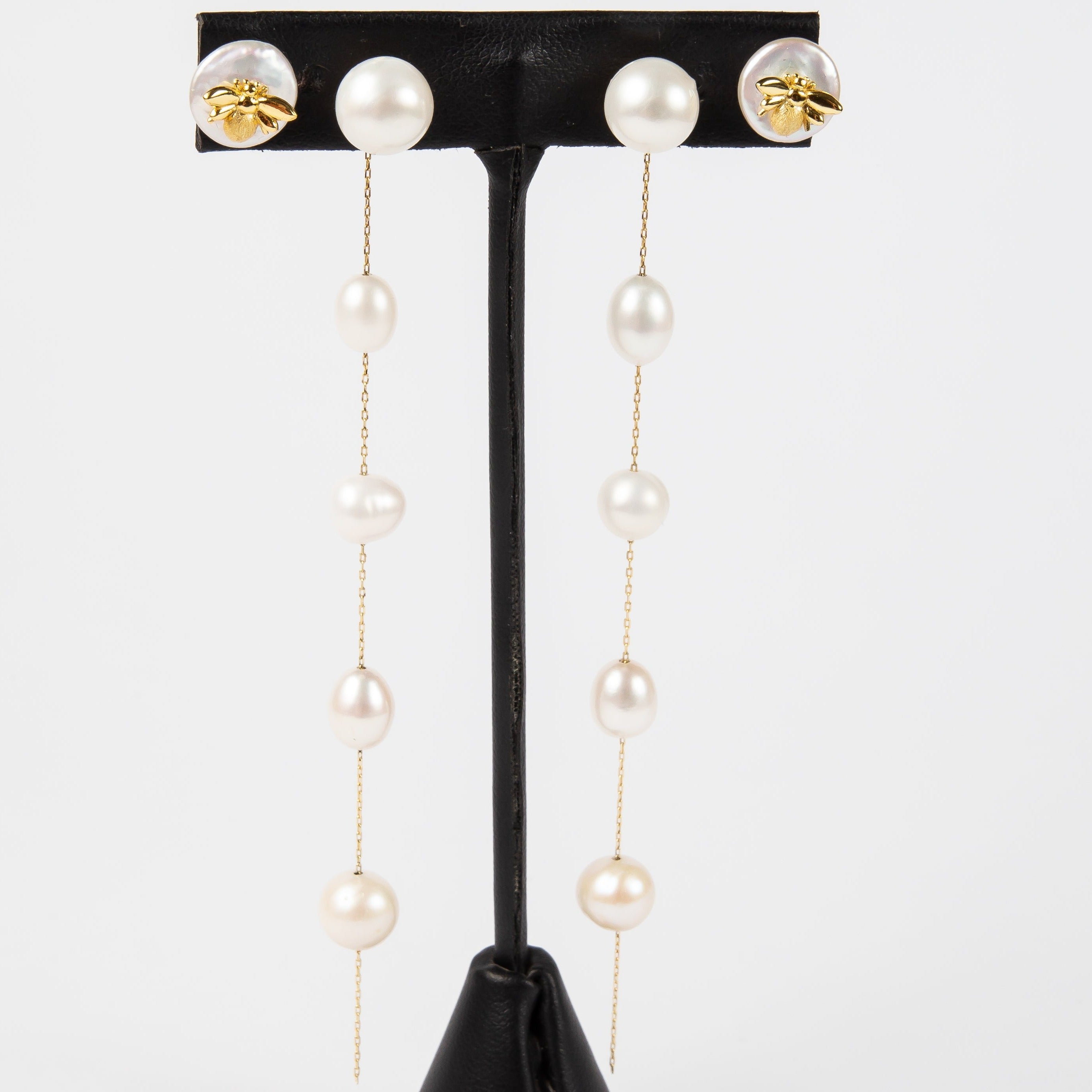 Aro Bee Pearl Stud