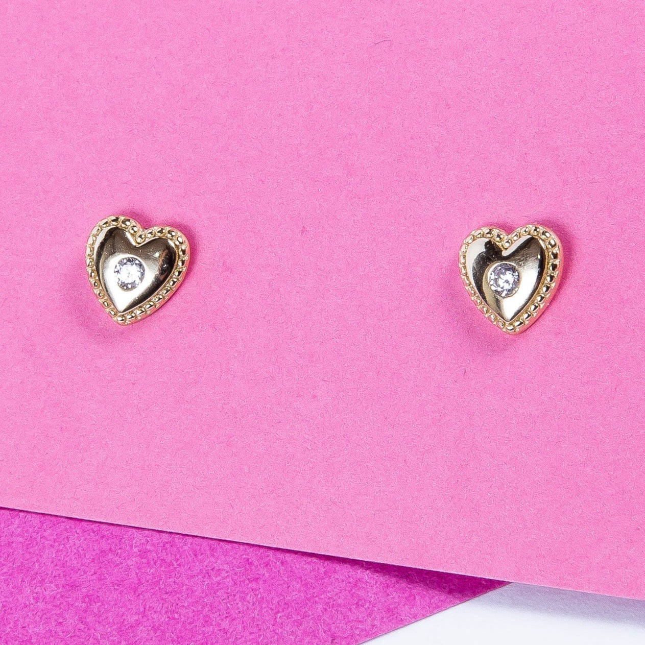 Aro Cutey Sacred Heart Stud