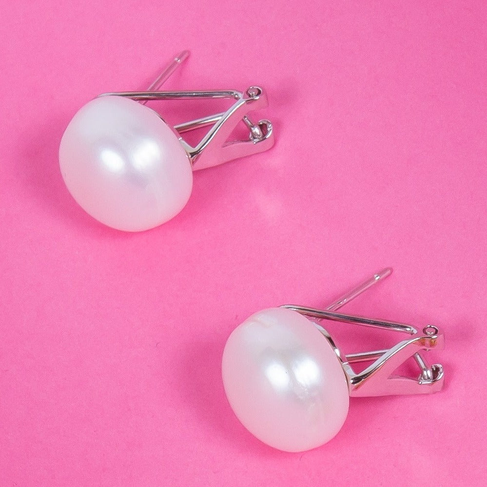 Aro Single Pearl Clip Stud