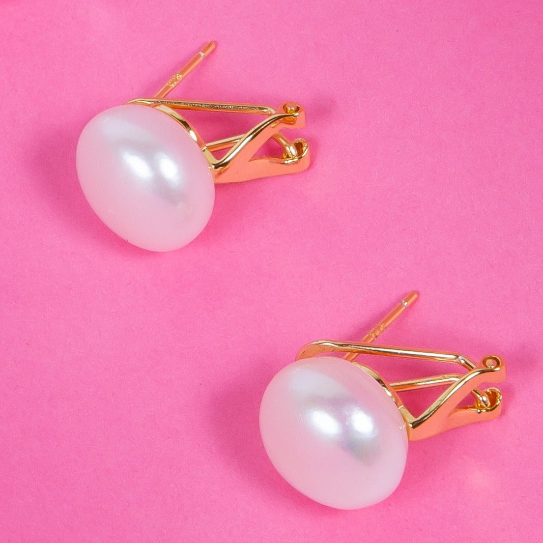 Aro Single Pearl Clip Stud