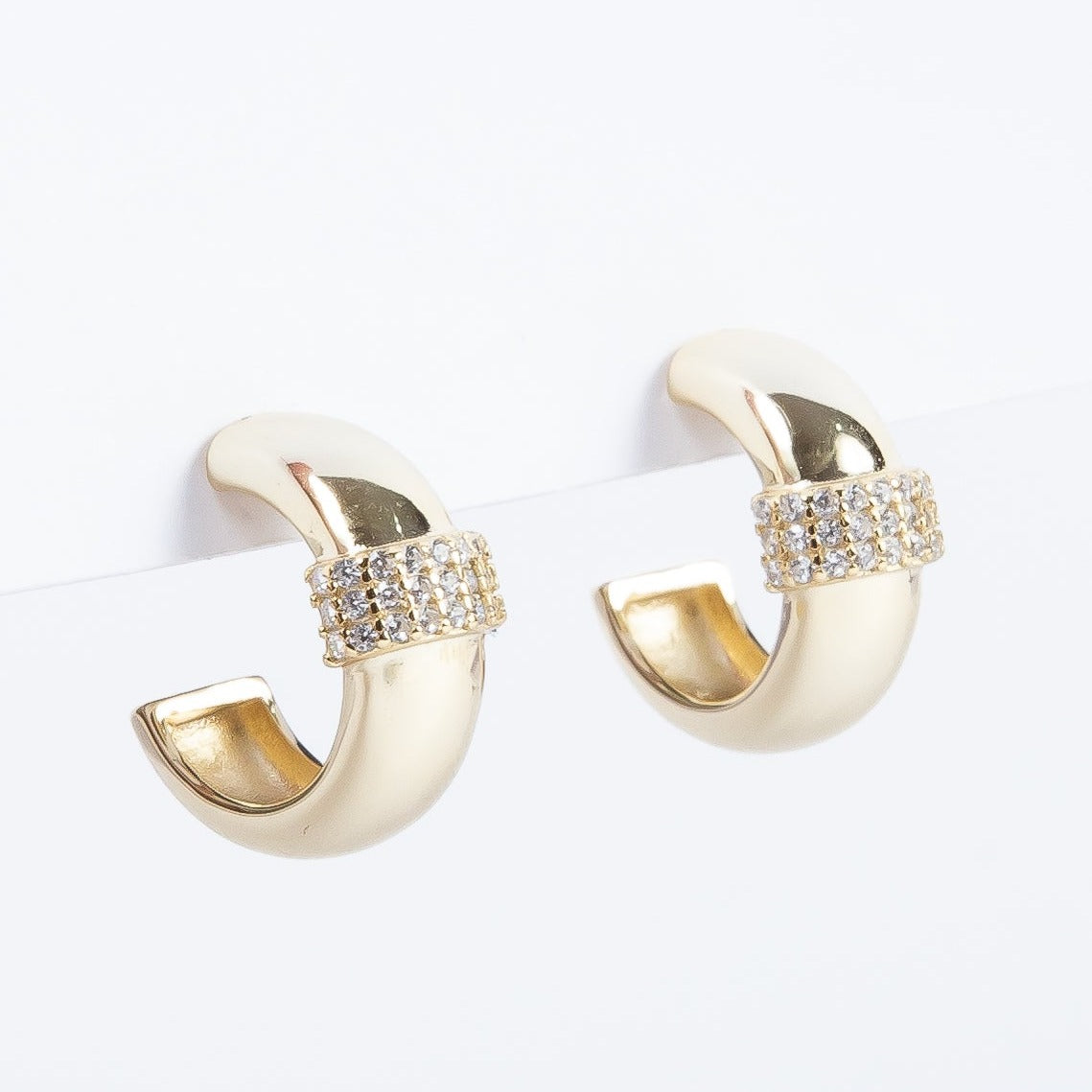 Aro CZ Line Hoop