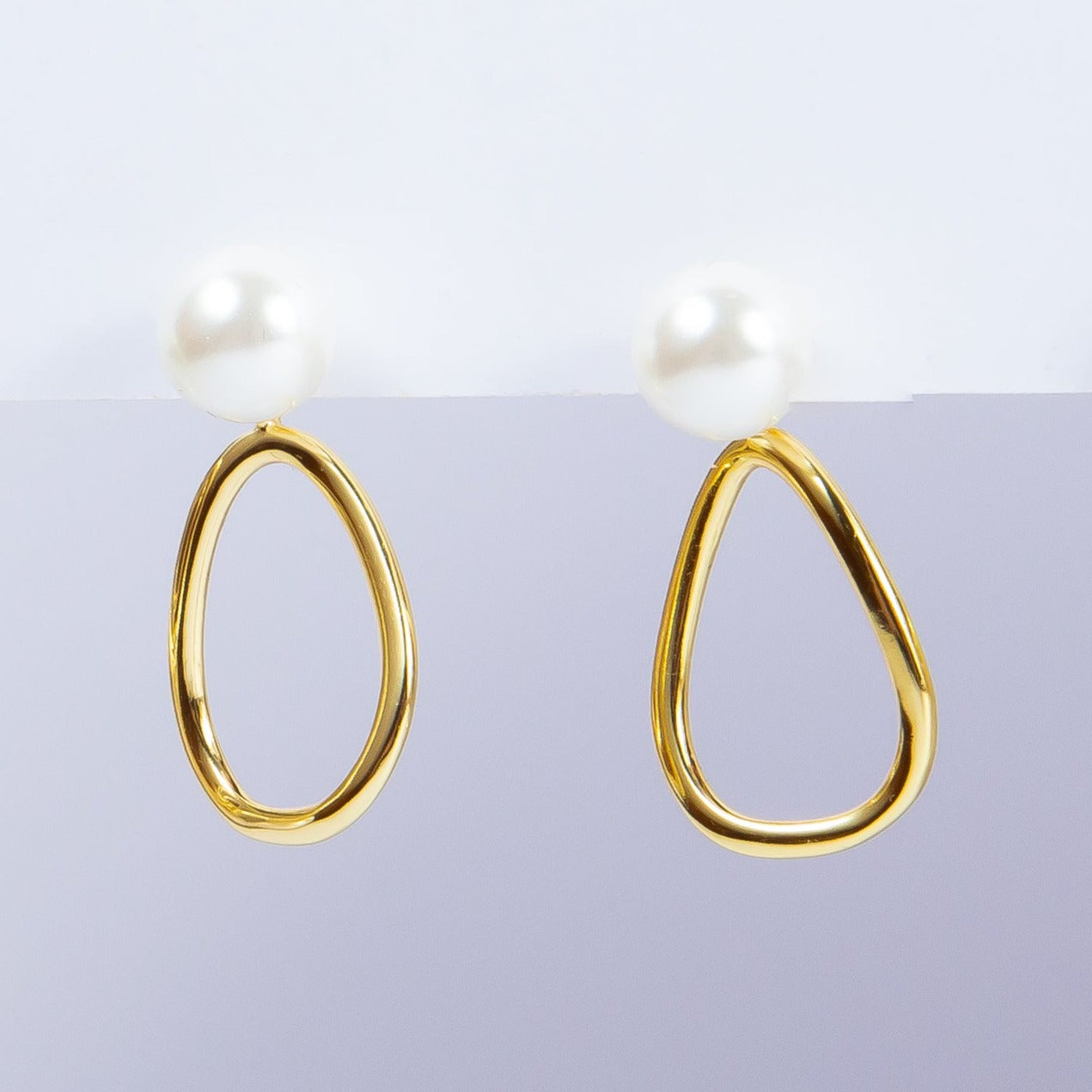 Aro Line Teardrop With Pearl Stud