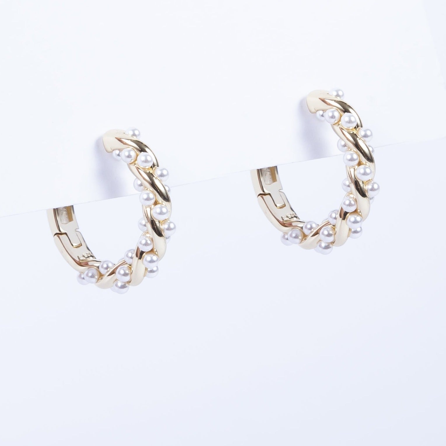 Aro SS Twisted Pearly Gold