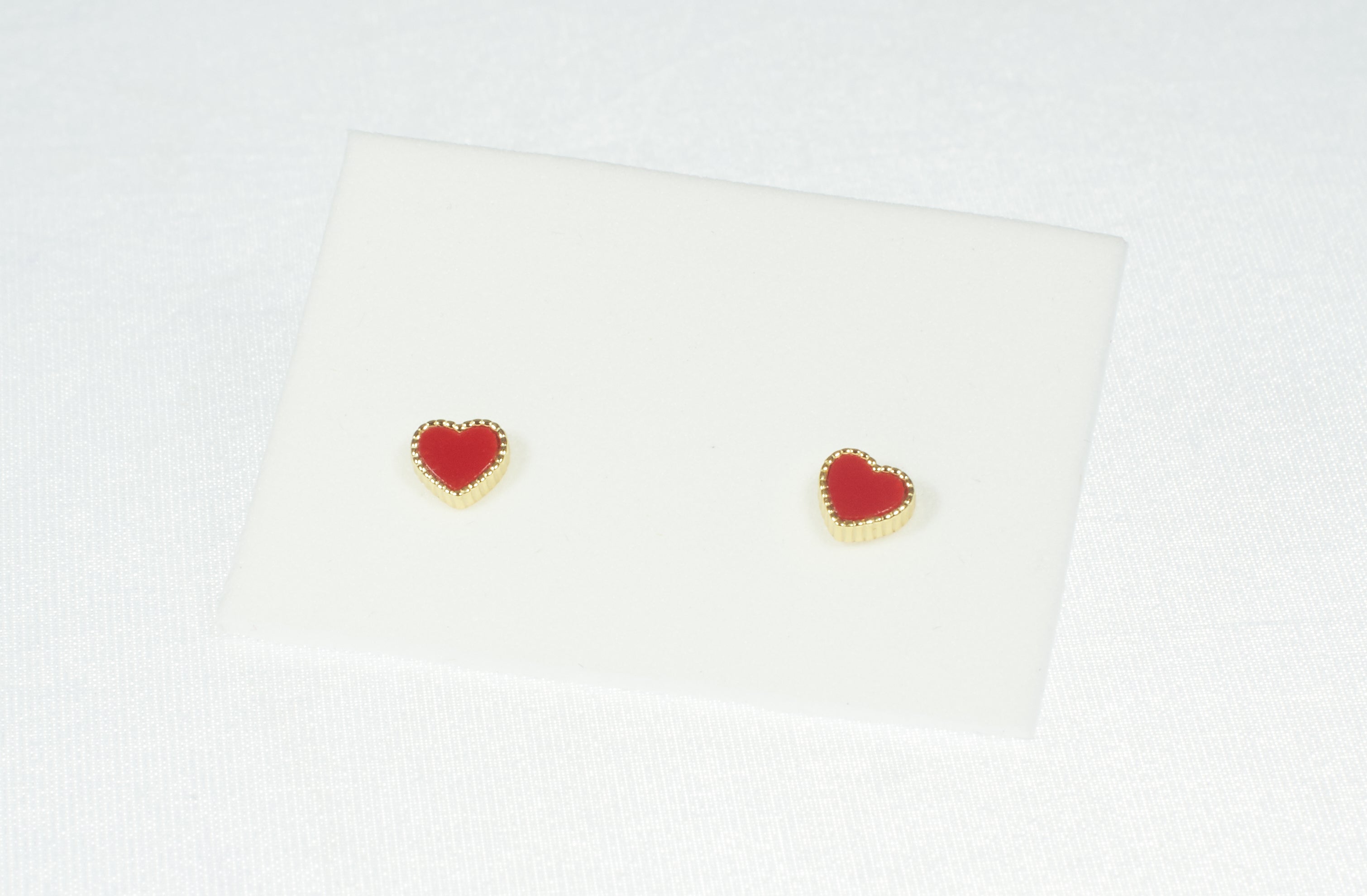 Aro Baby Red Enamel Heart Mini Stud