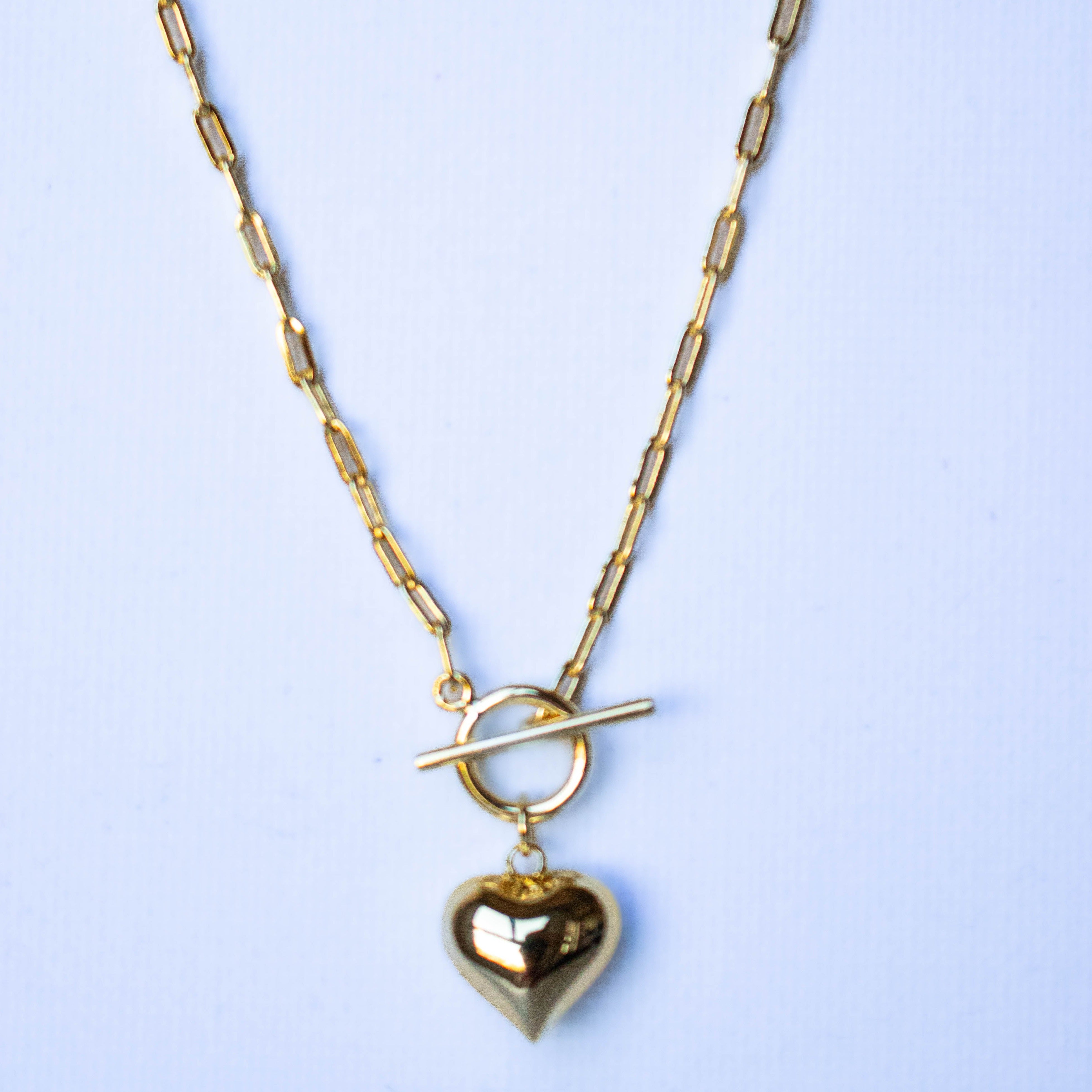 Collar Chunky Heart Toggle