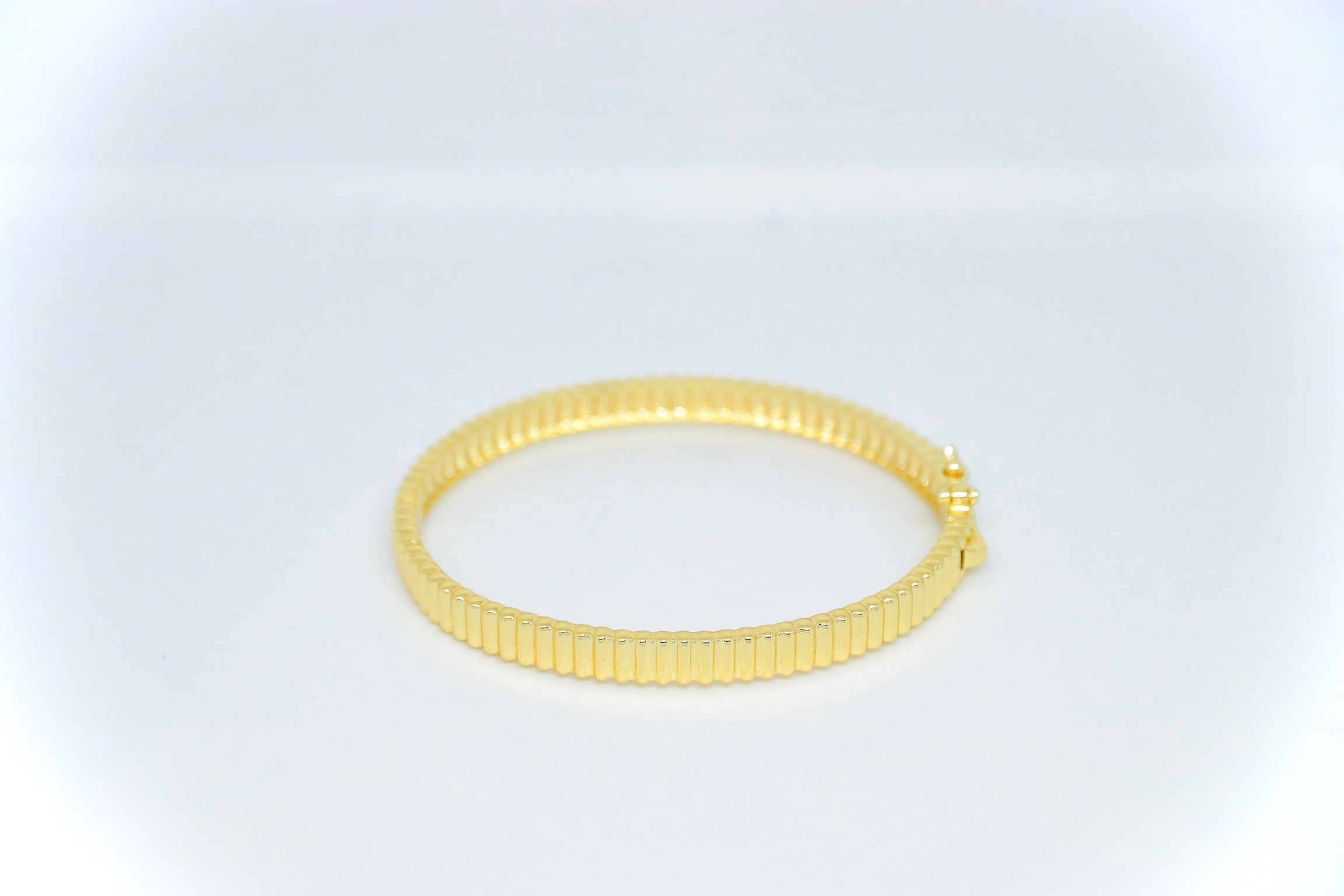 Pulsera Coil Skinny Cuff
