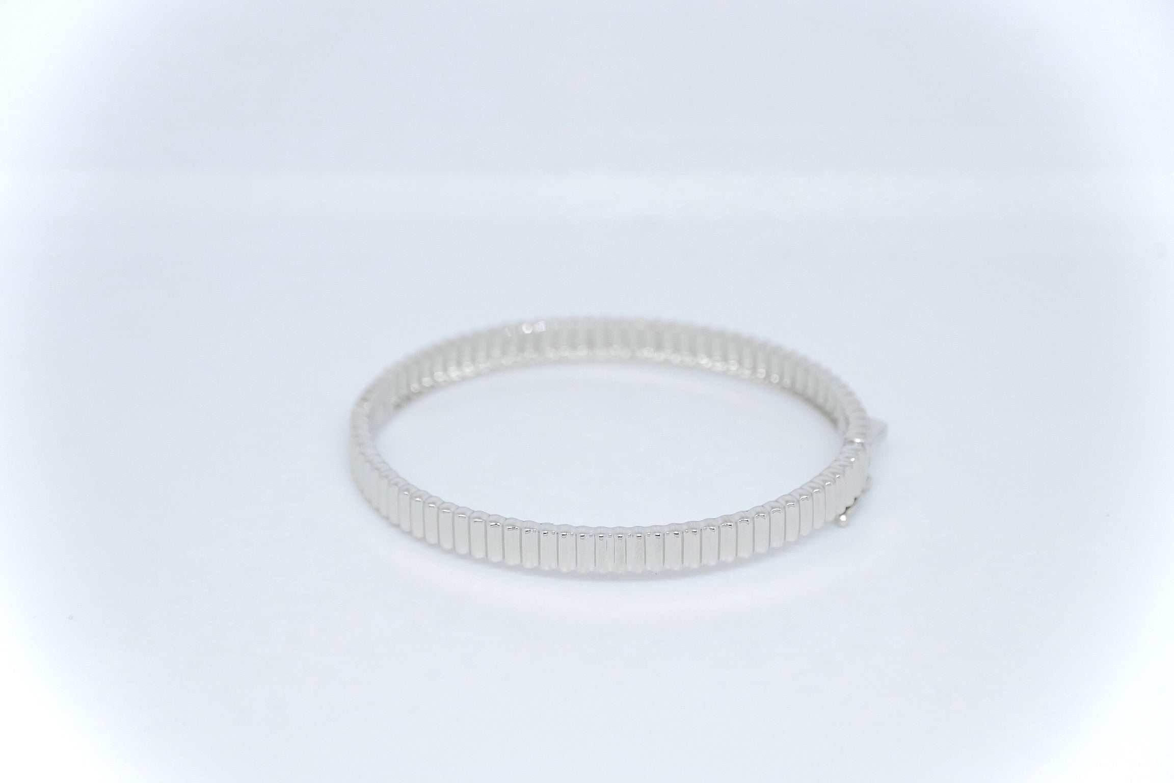 Pulsera Coil Skinny Cuff