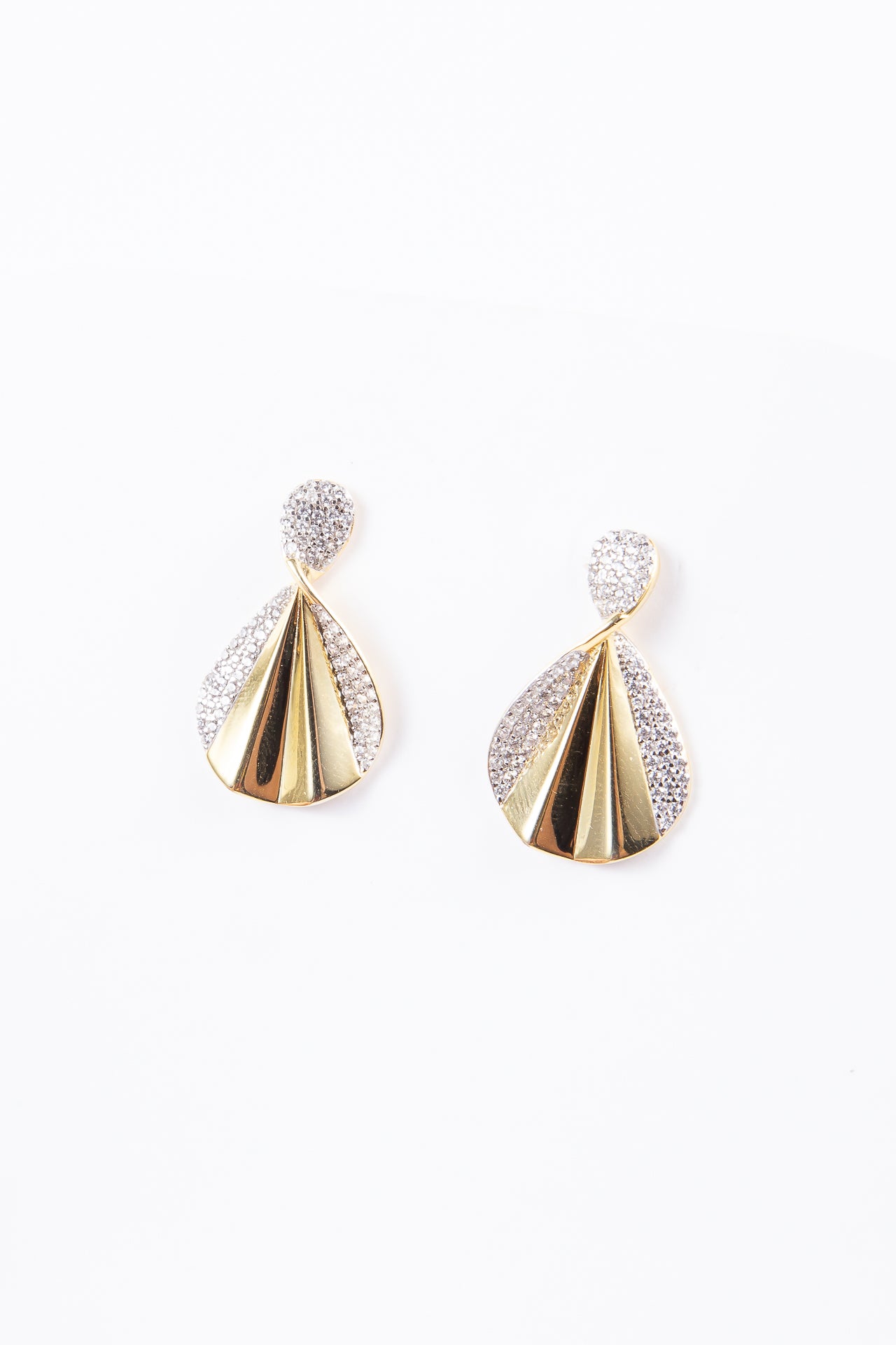 Aro Swing Teardrop CZ Gran Dangle