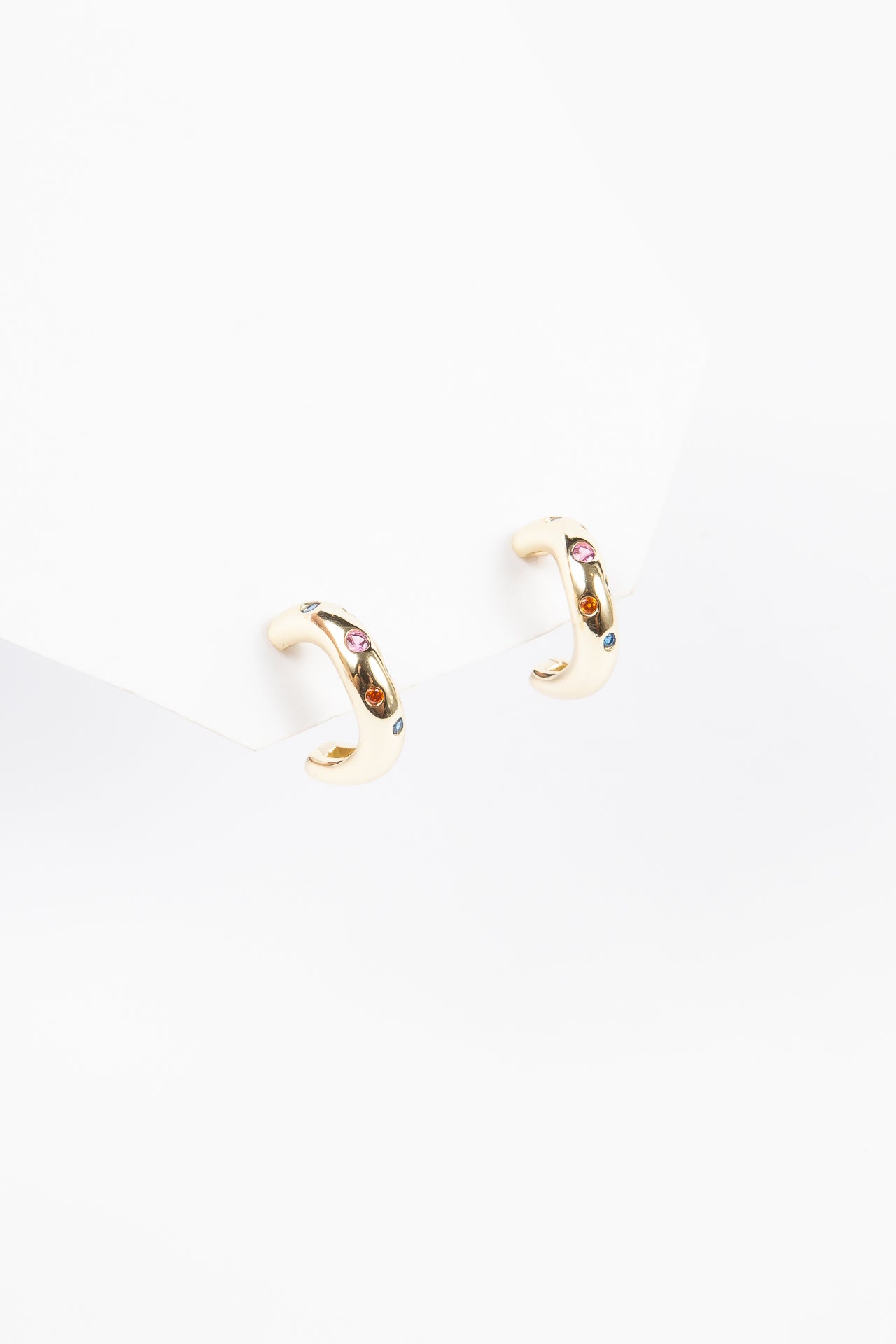 Aro Multi Chunky Wavy Med Hoop Gold