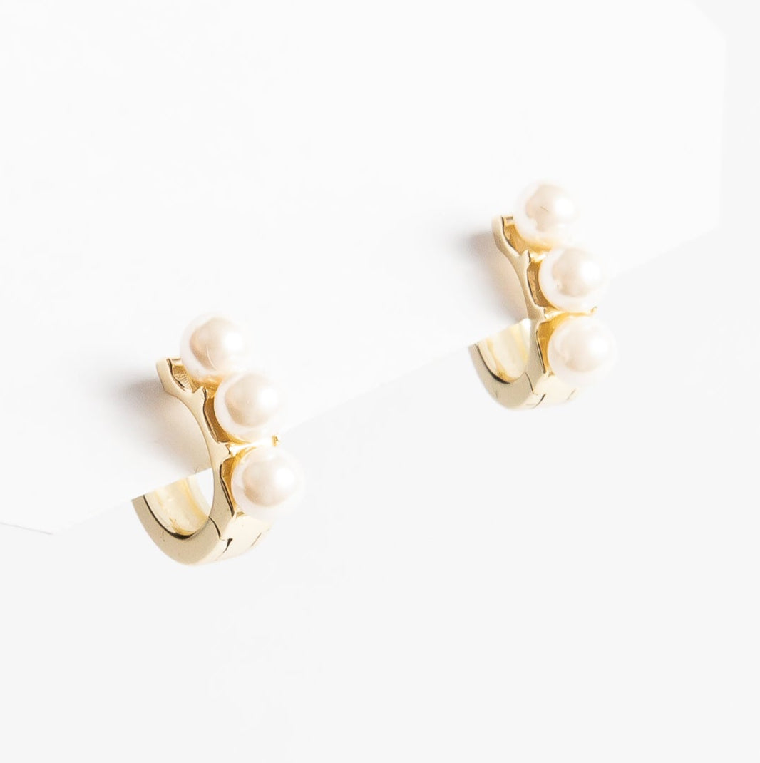 Aro Trio Pearl Small Chunky Hoop
