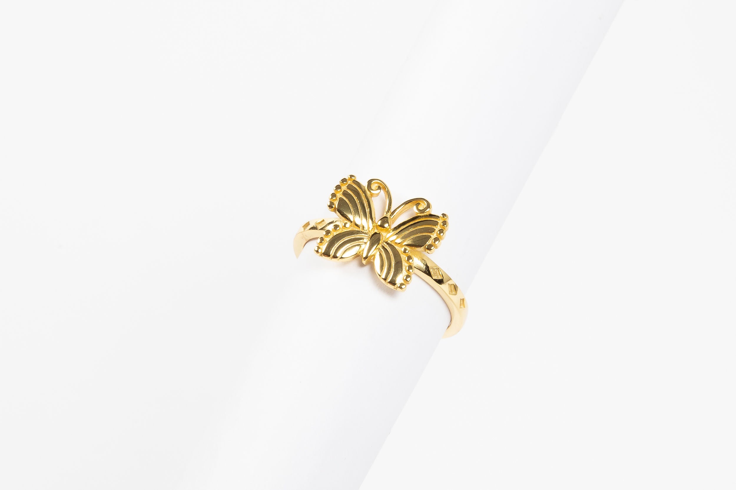 Anillo Squarey Butterfly