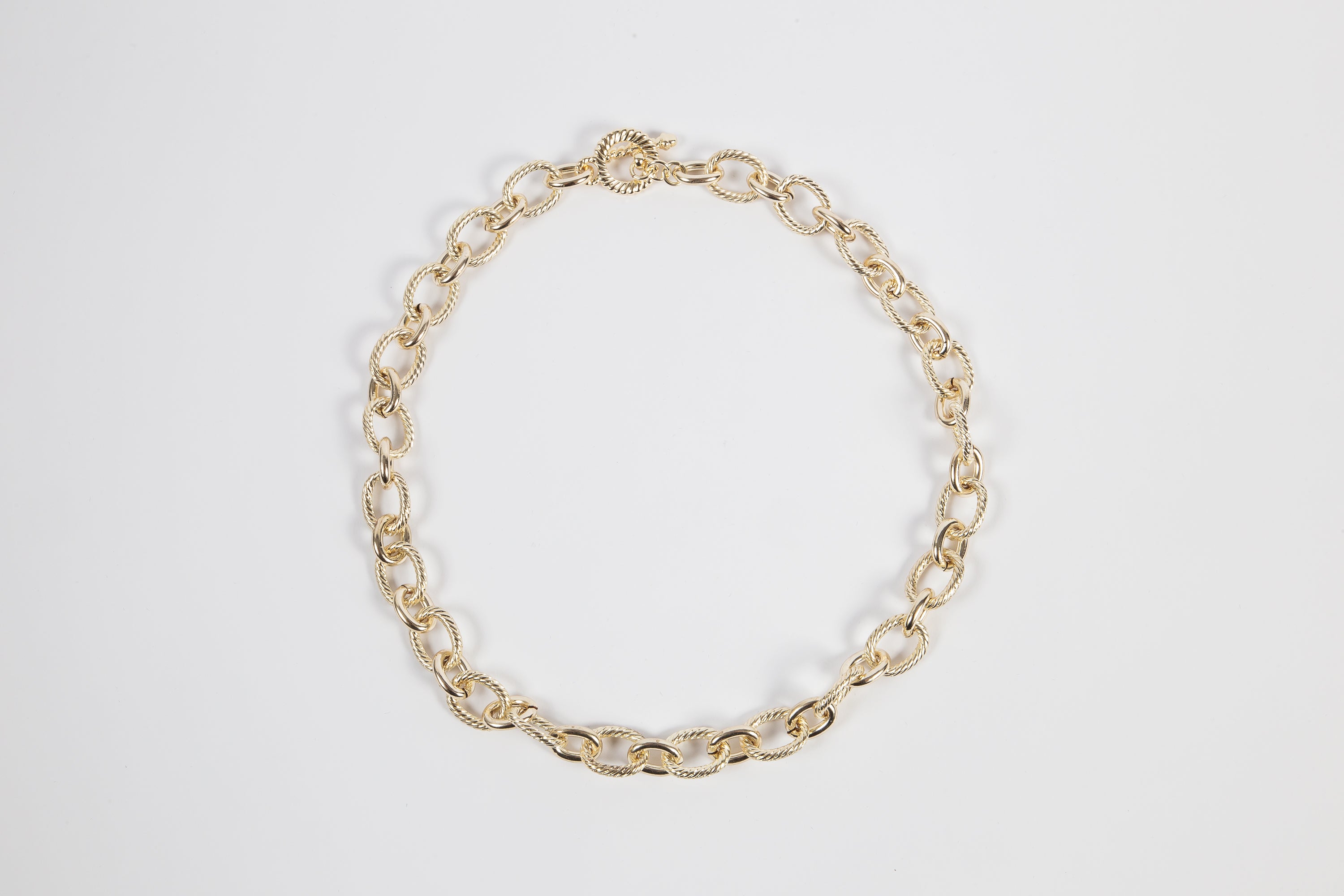 Collar New Small Mumu Gold Round Toggle