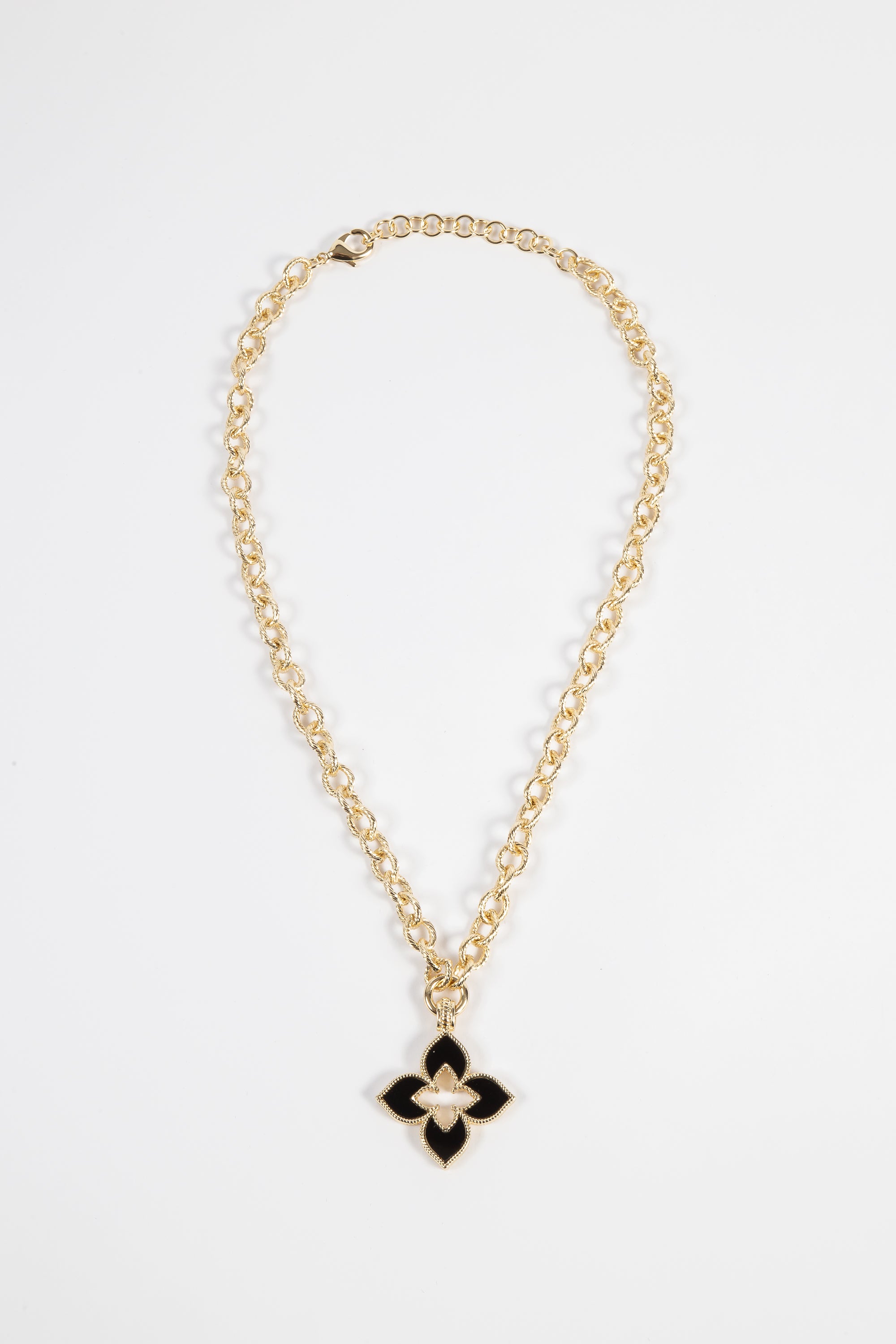 Collar Brass Gold Hollow Clover Stud