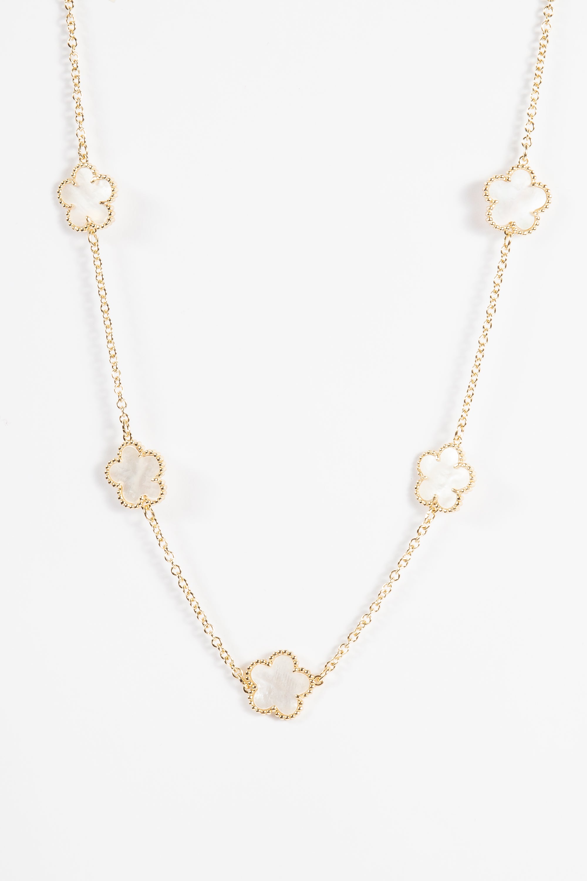 Collar Brassy Flower Choker