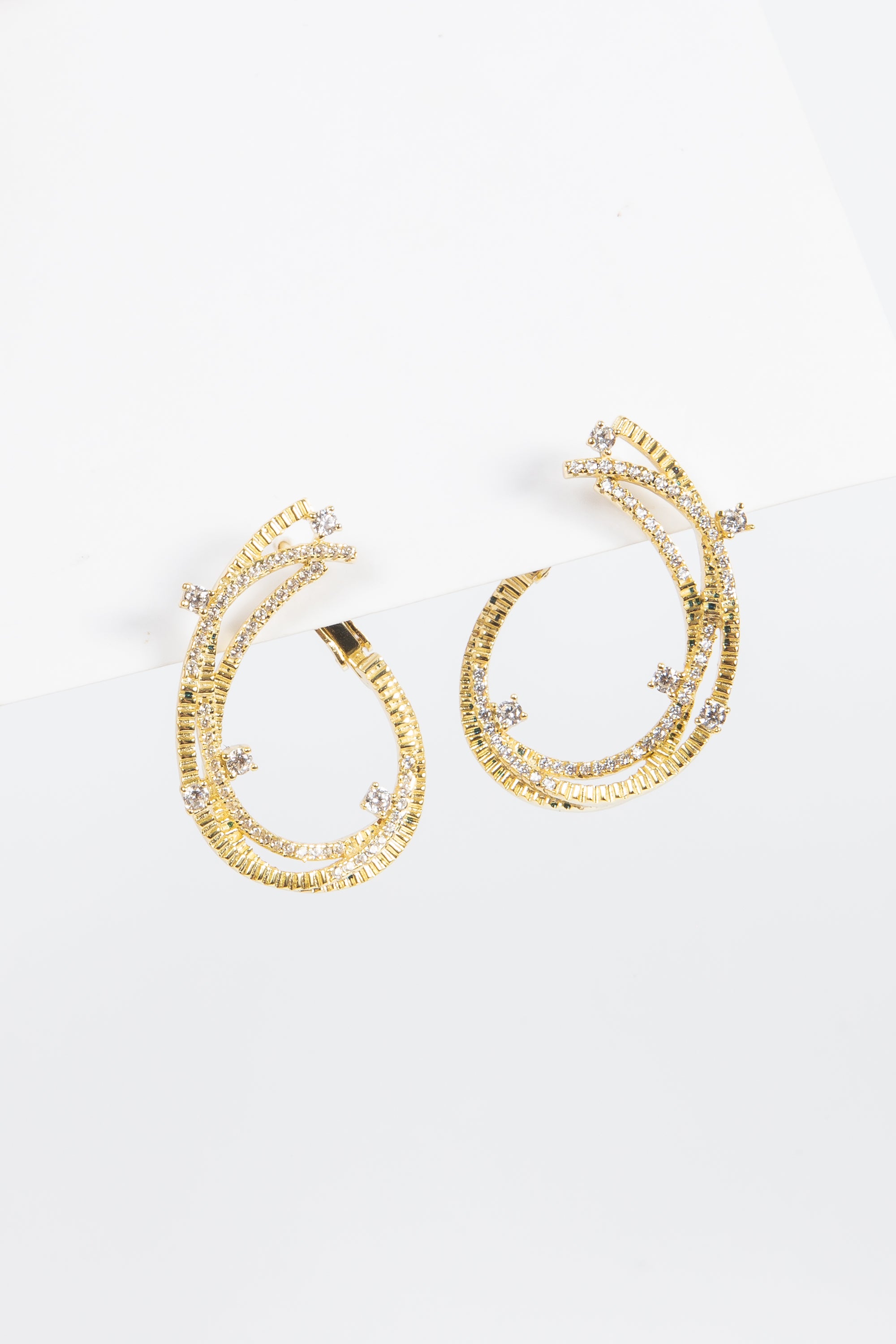 Aro Chainy Triple U Sided Hoop & CZS Clip-on