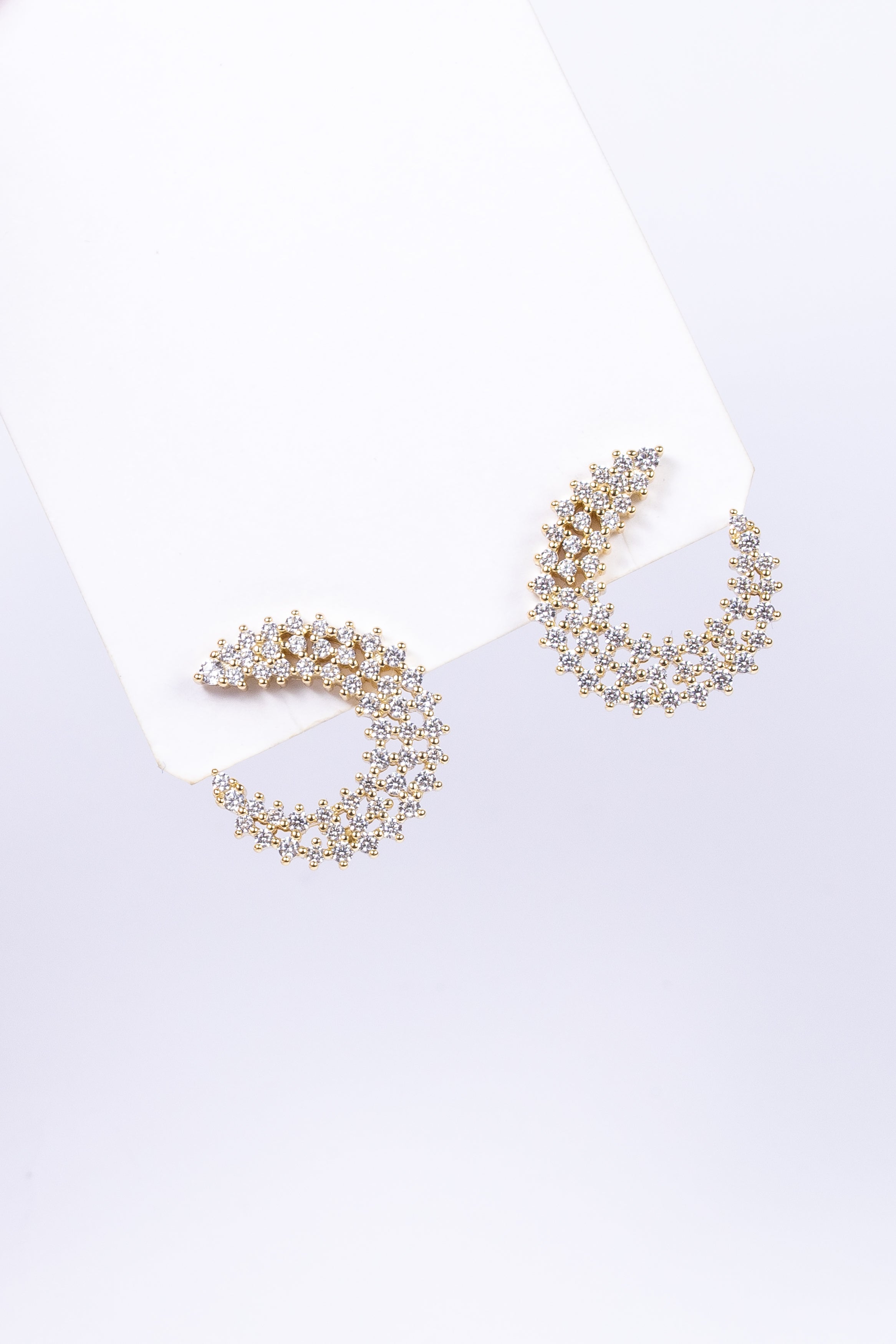 Aro Shinny U CZ Stud