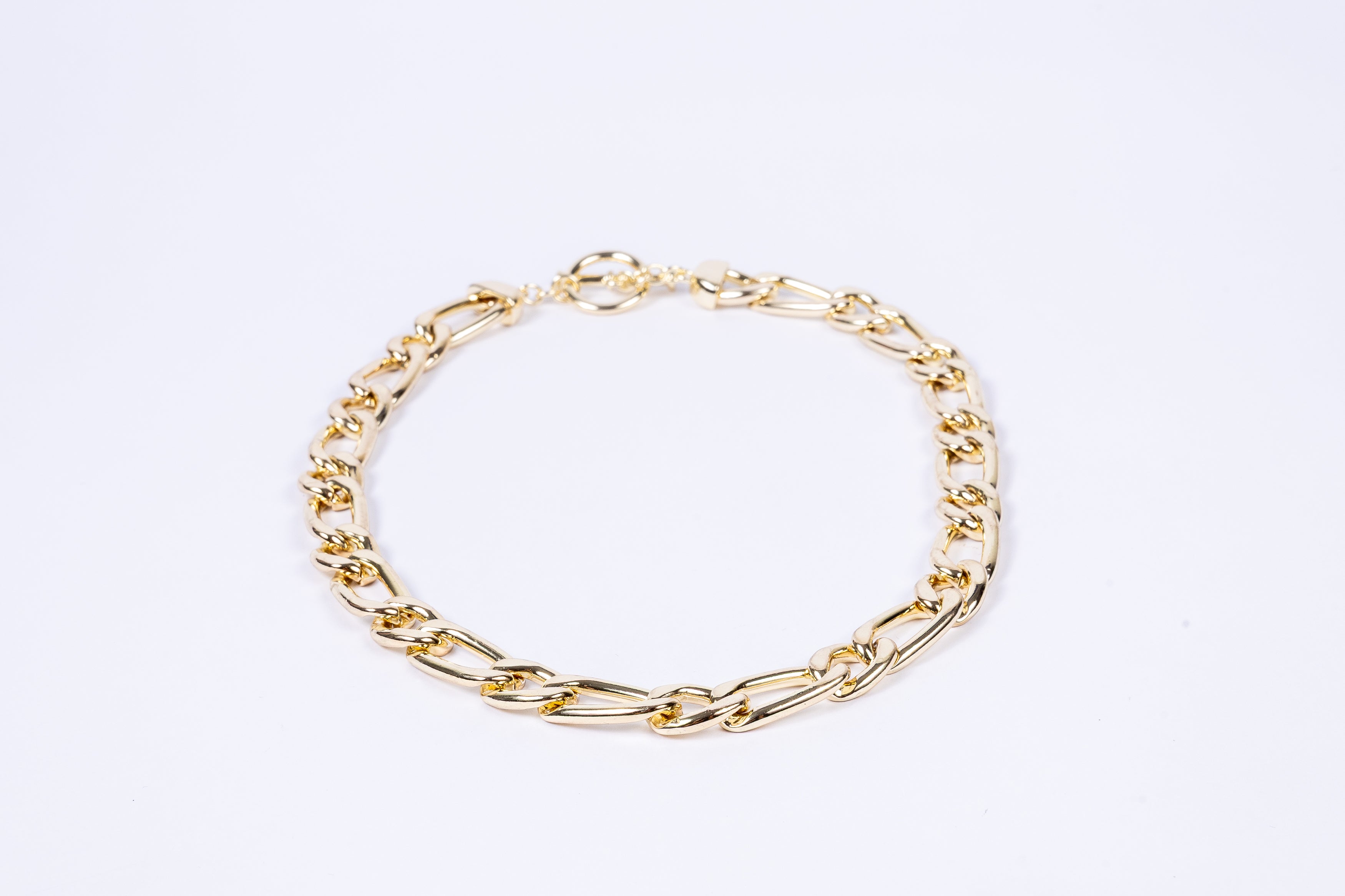 Collar Cuban Oval Necklace Toggle