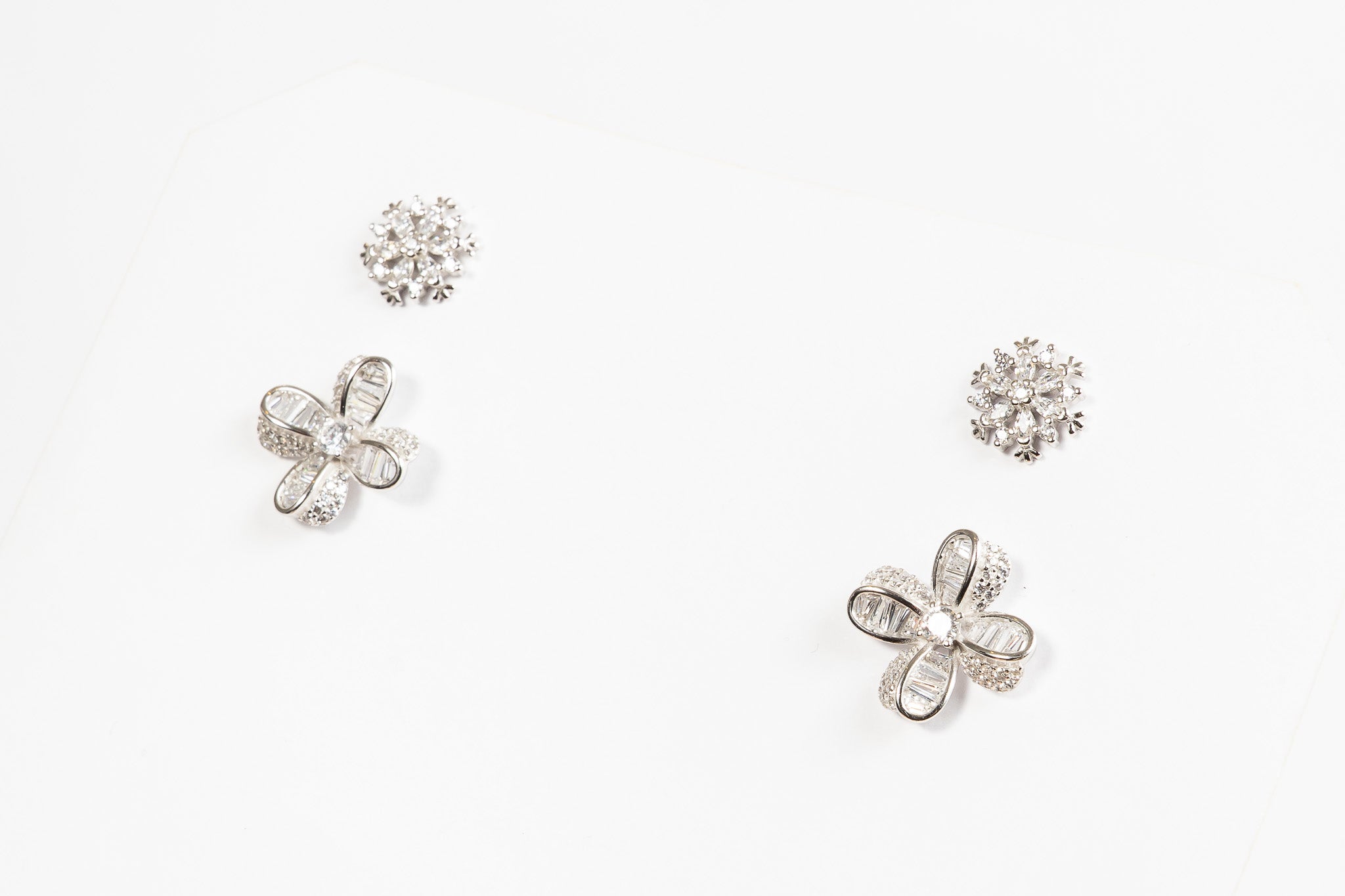 Aro Bagui Double Flower Stud Silver