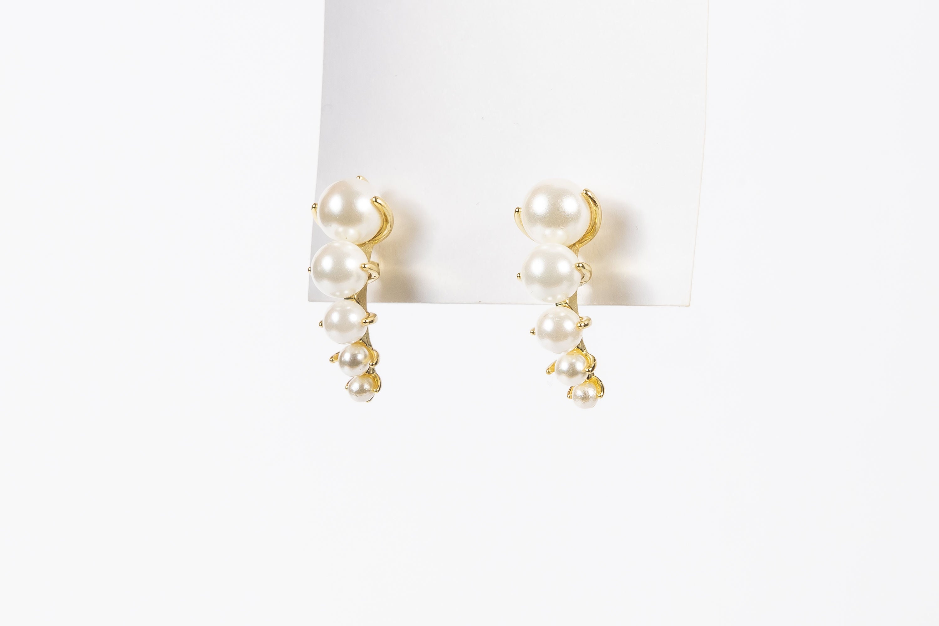 Aro Curly Pearl Crawler