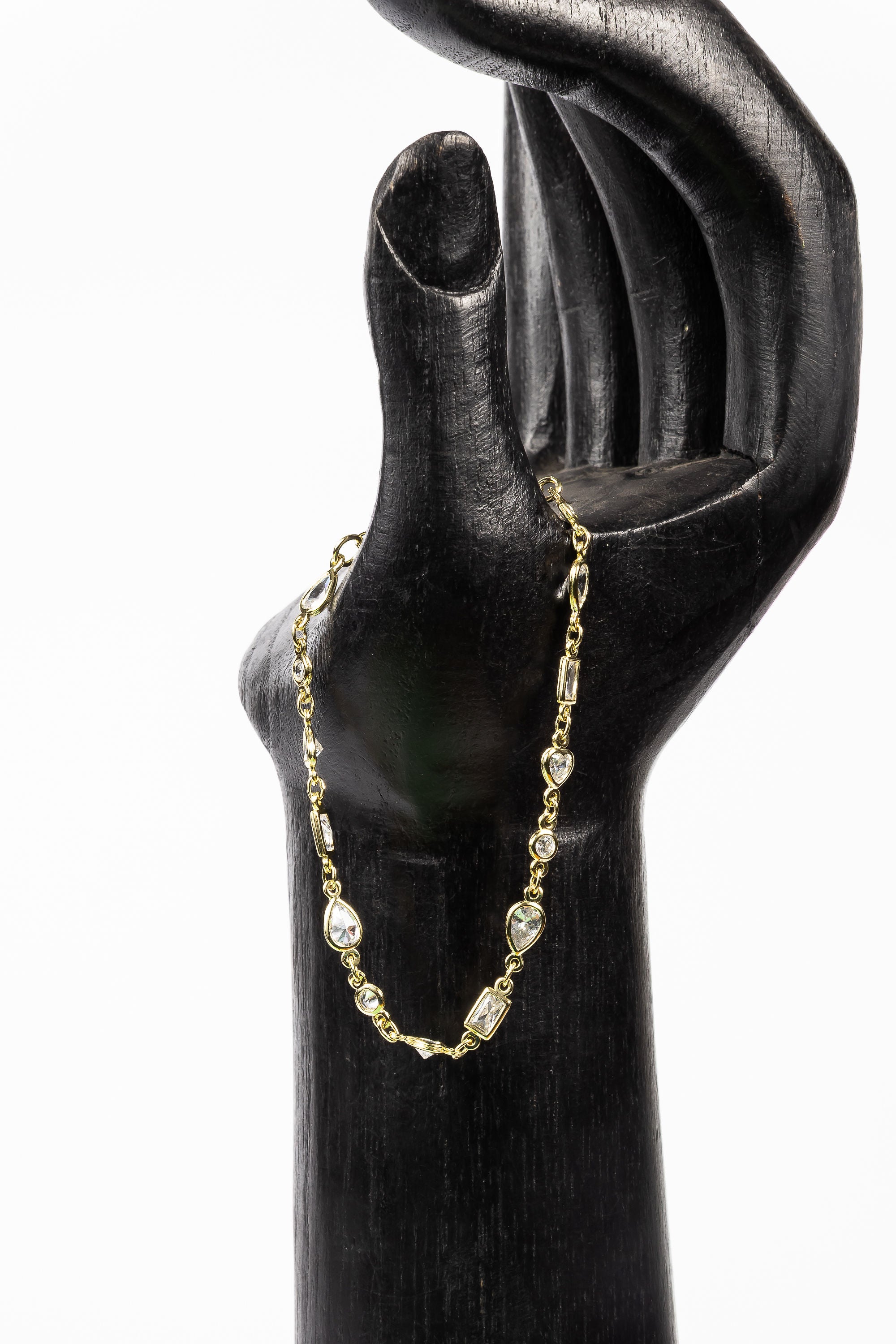 Pulsera Brassy Tear/Heart/Cz Bracelet