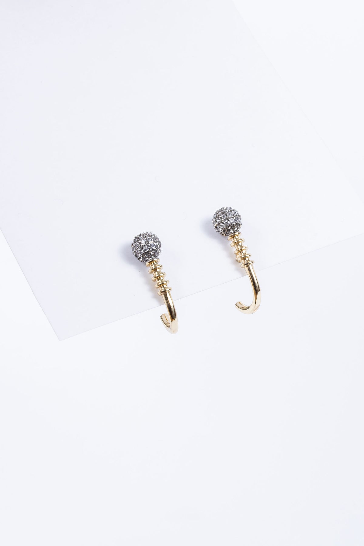 Aro Stainless Bicolor Ball J Hook Stud