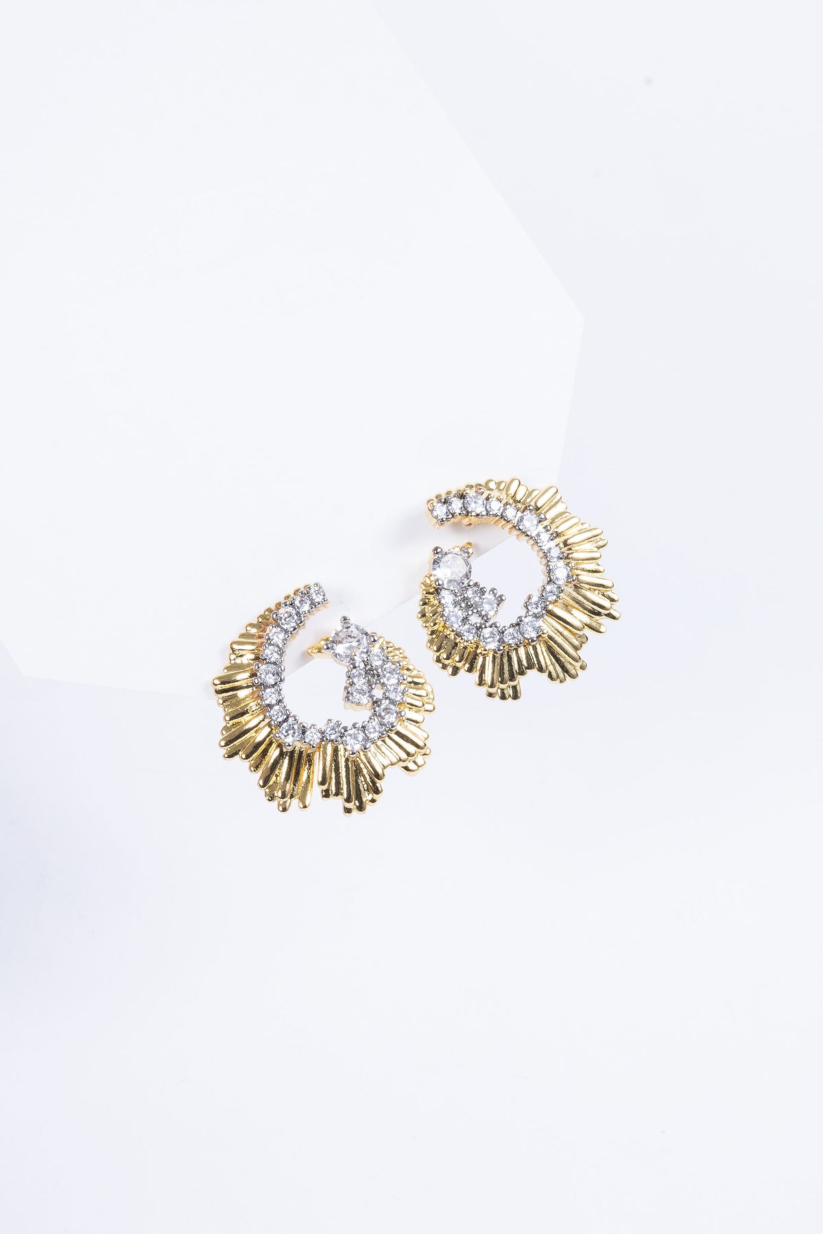 Aro Stainless Bicolor Semi Sun Stud