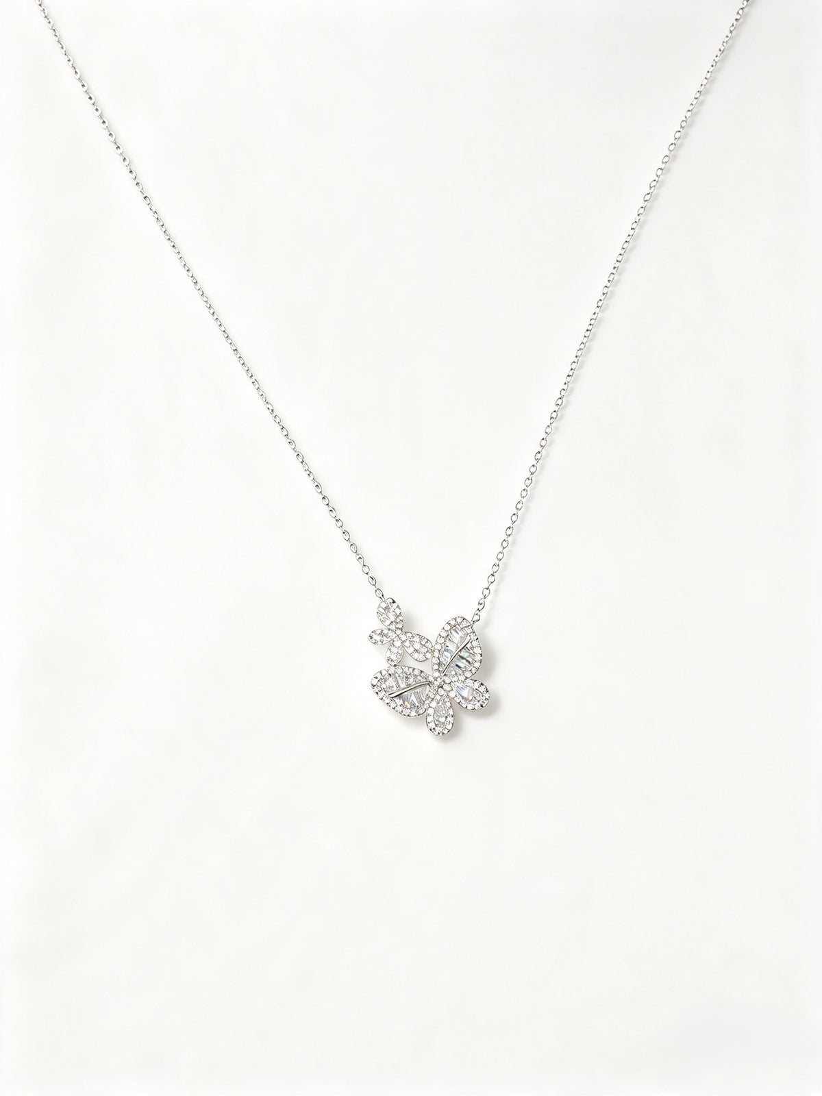 Collar Double Butterfly Bagui Silver
