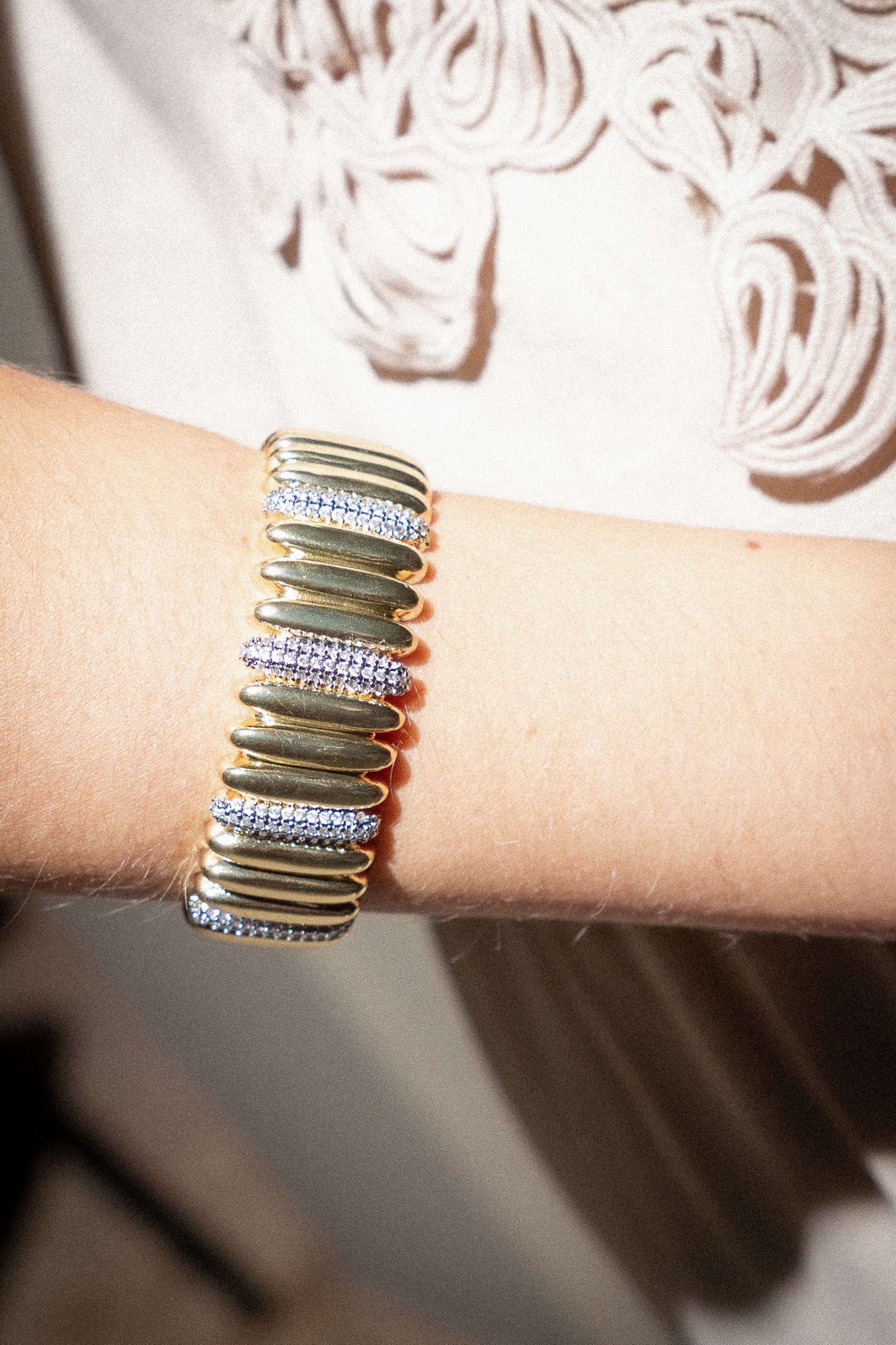 Pulsera Rigi Coil & CZ Strips Cuff