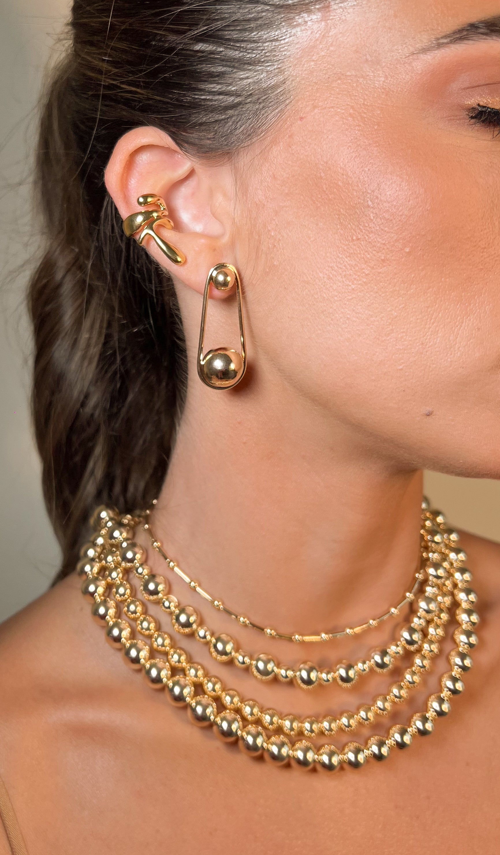 Aro Gran Teardrop Cuff