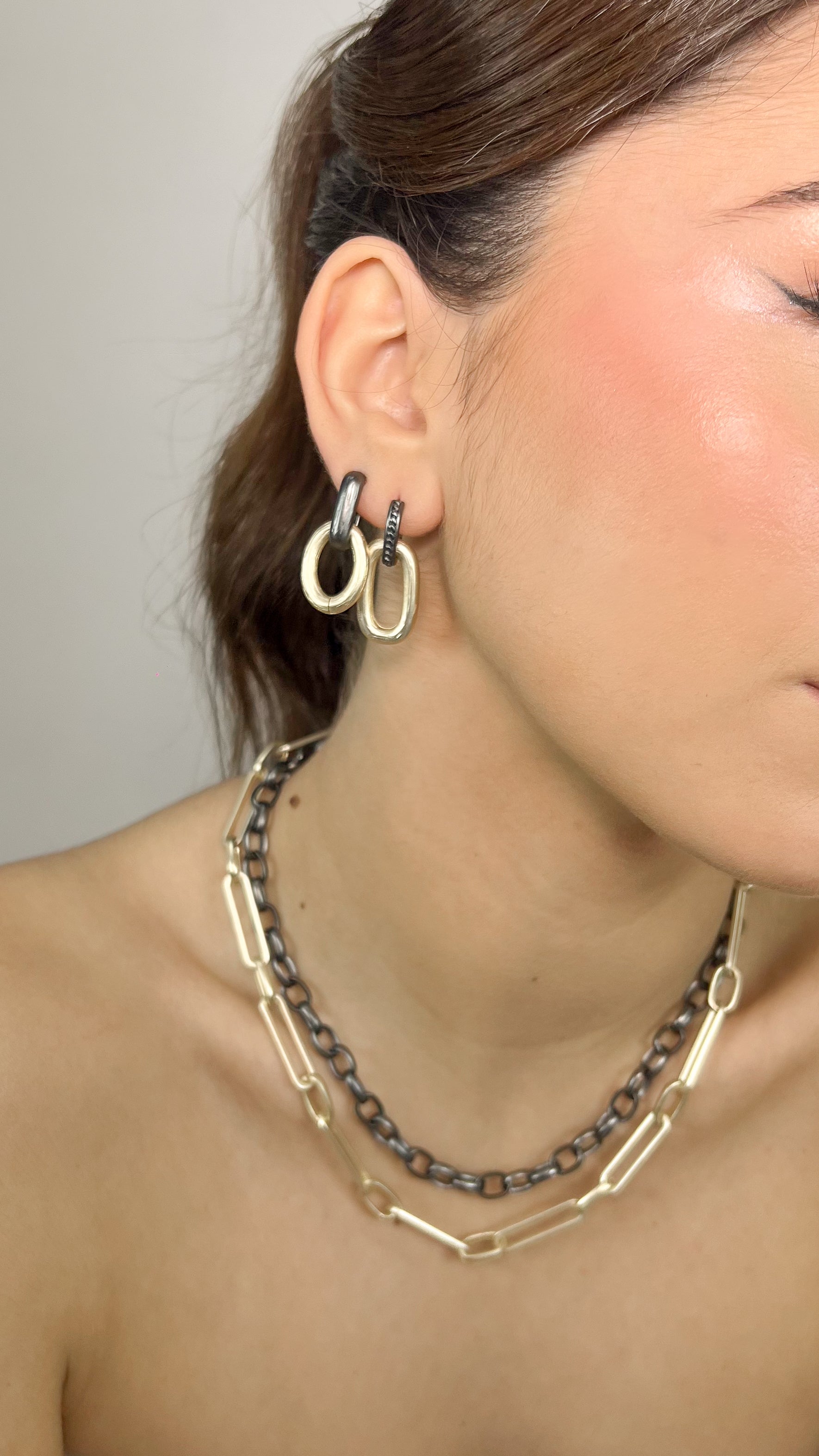 Aro Brassy Double Dangle Matte Gold & Black