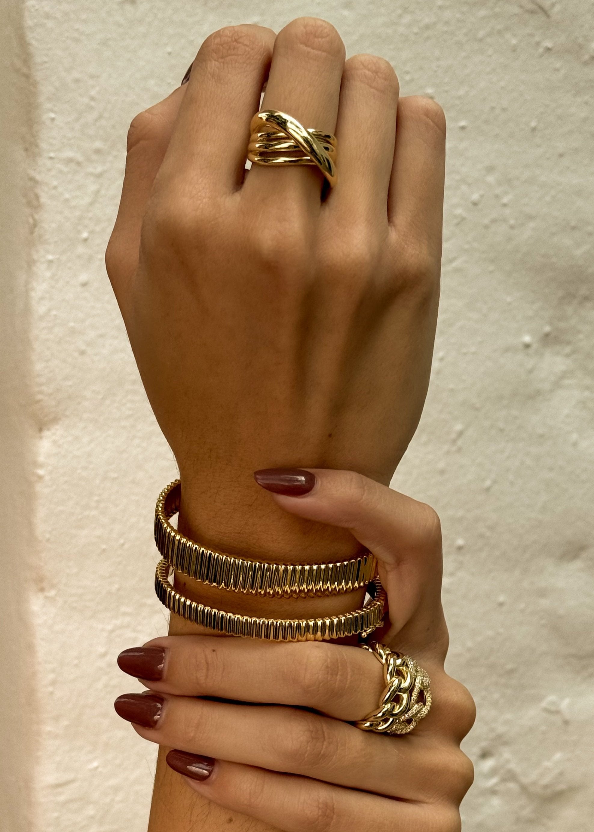 Pulsera Coil Skinny Cuff