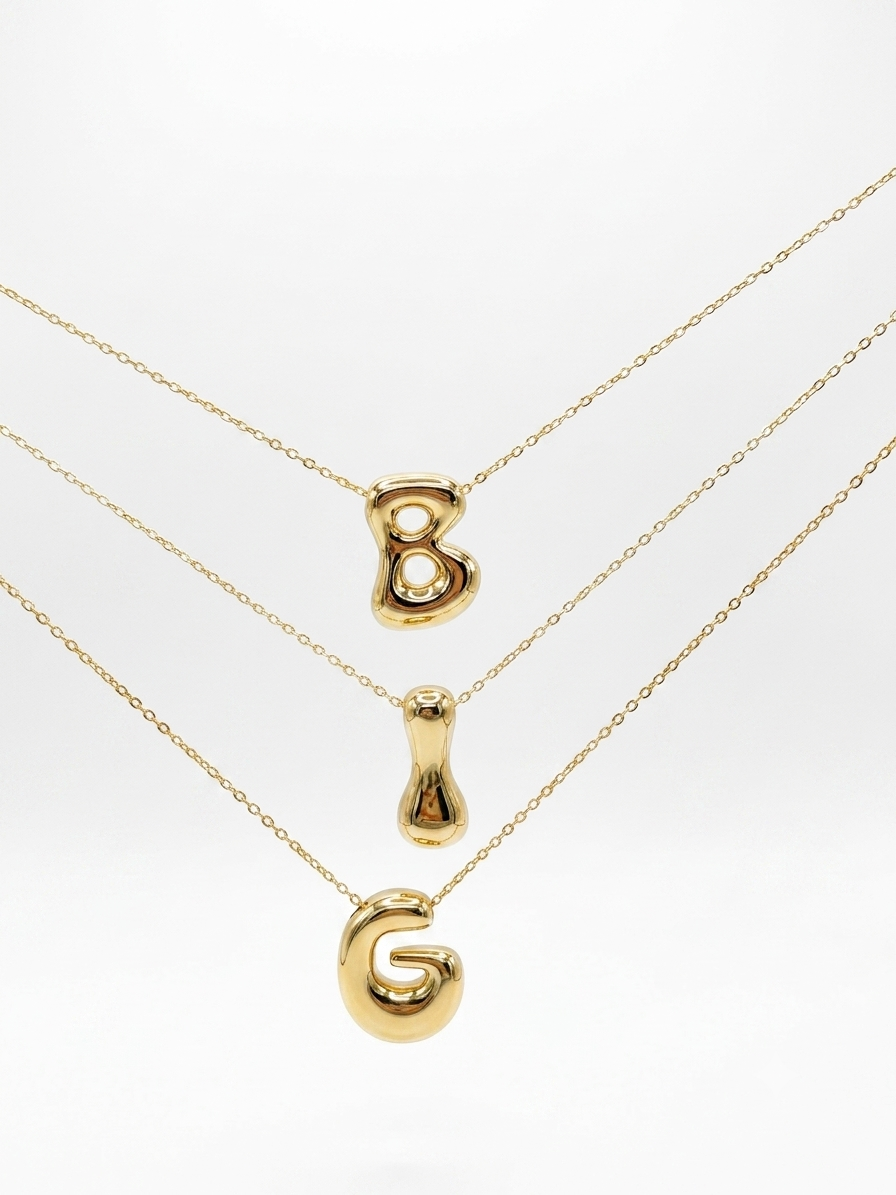 Collar Brass Gran Bubble Letter Necklace