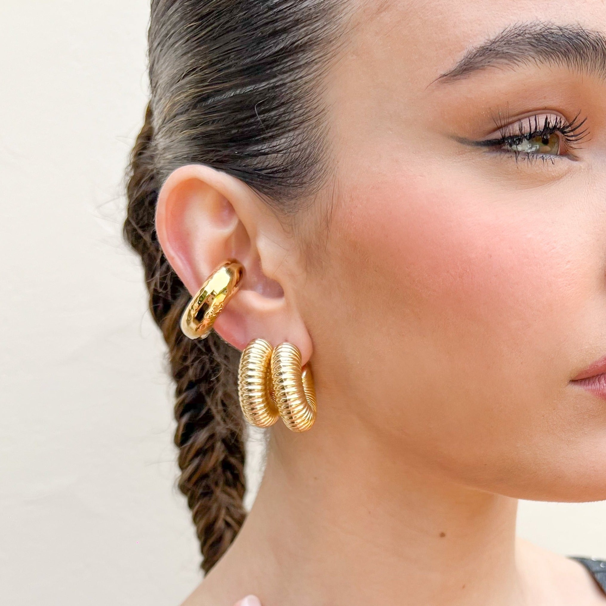 Aro Shinny Chunky Twisted Hoop