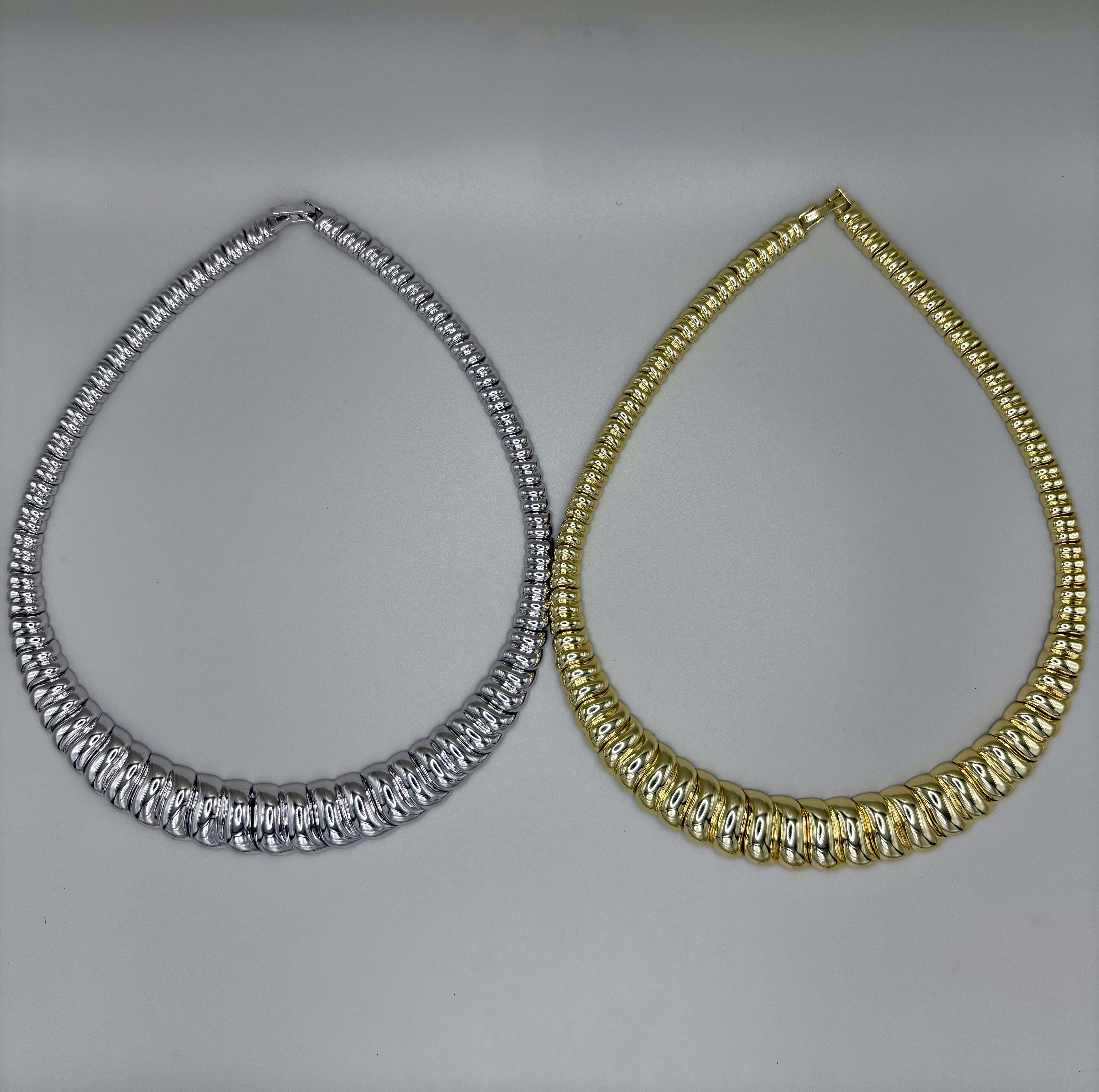 Collar Swirler Choker