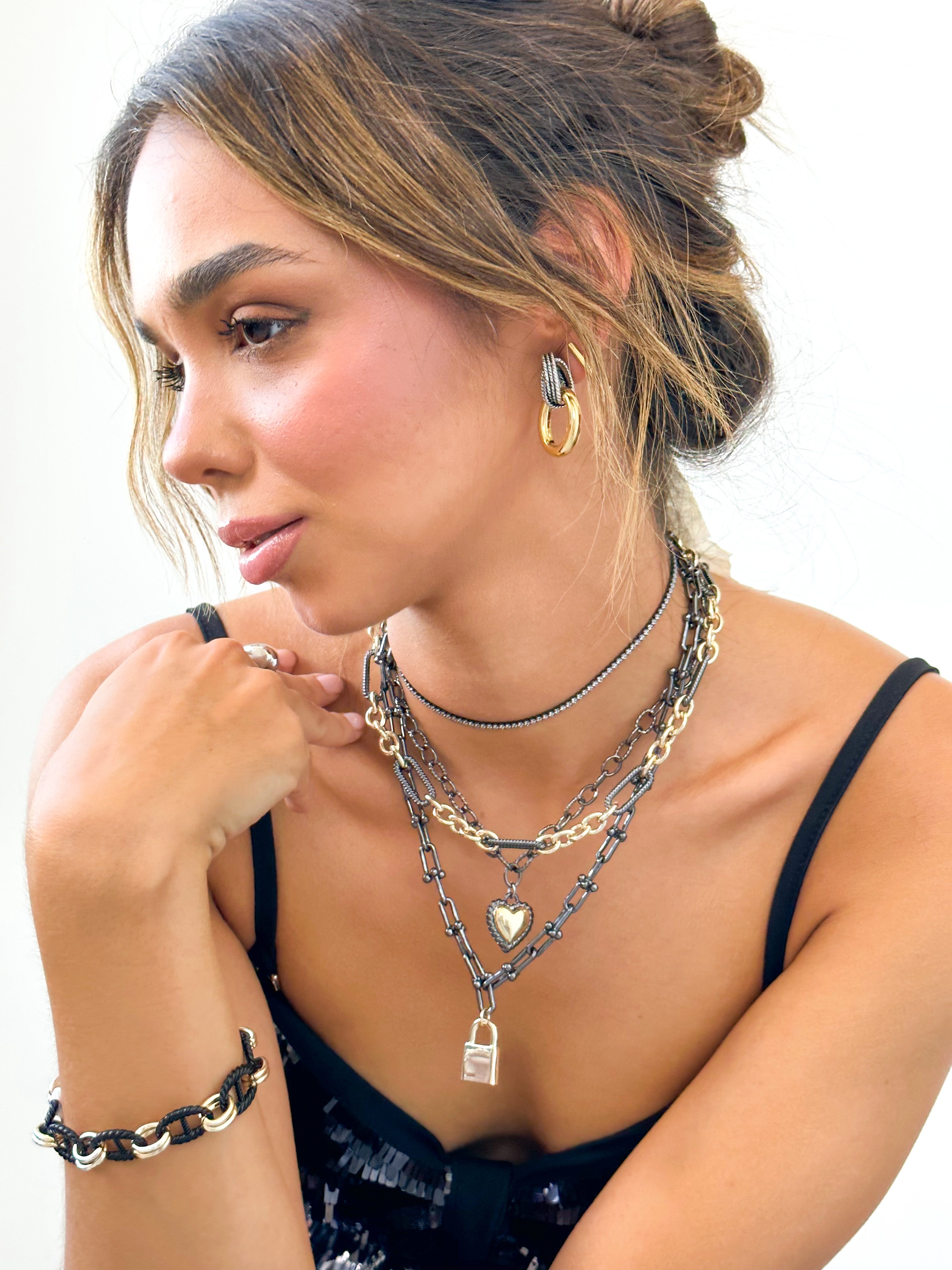 Collar Yumba Locket Black