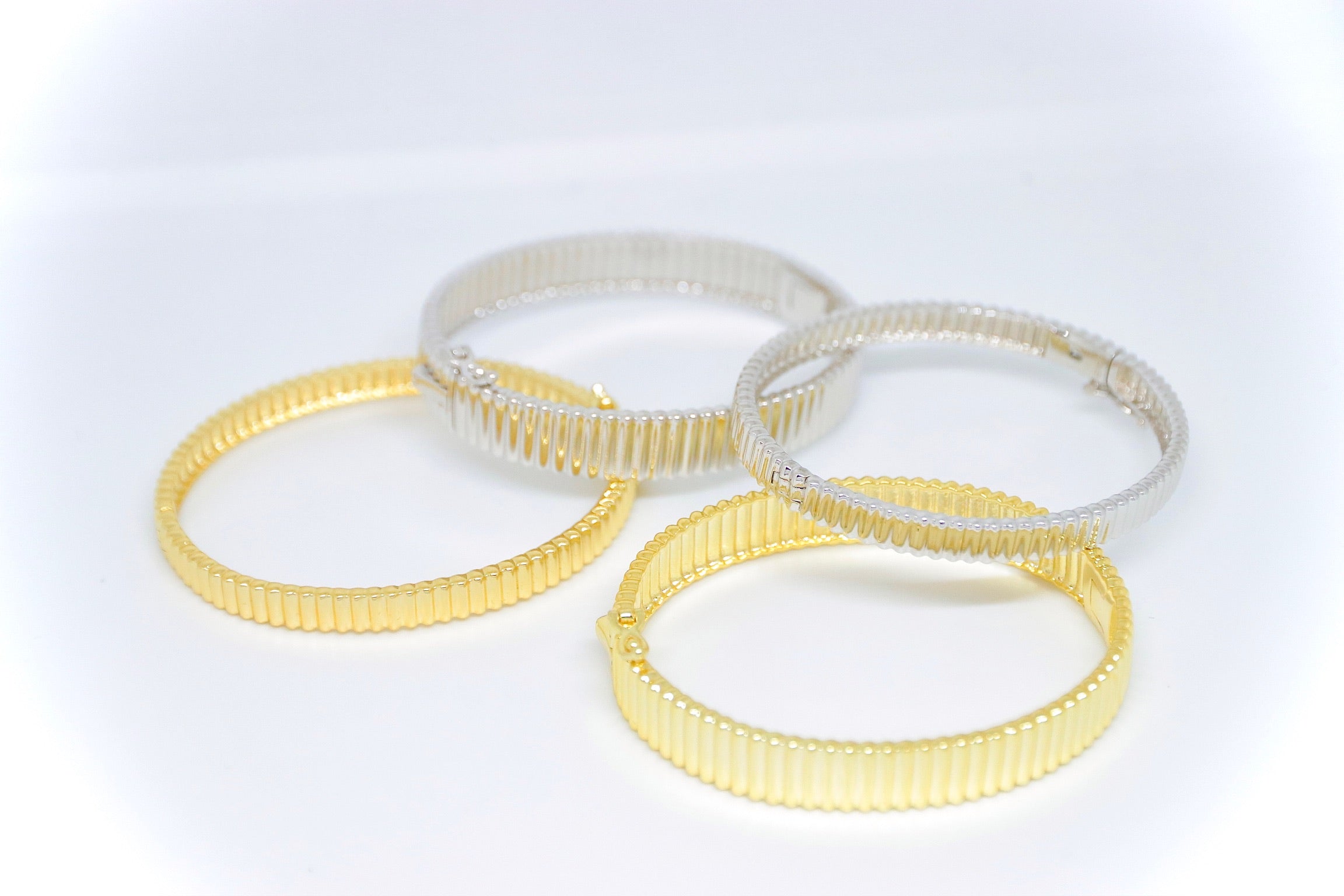 Pulsera Coil Skinny Cuff