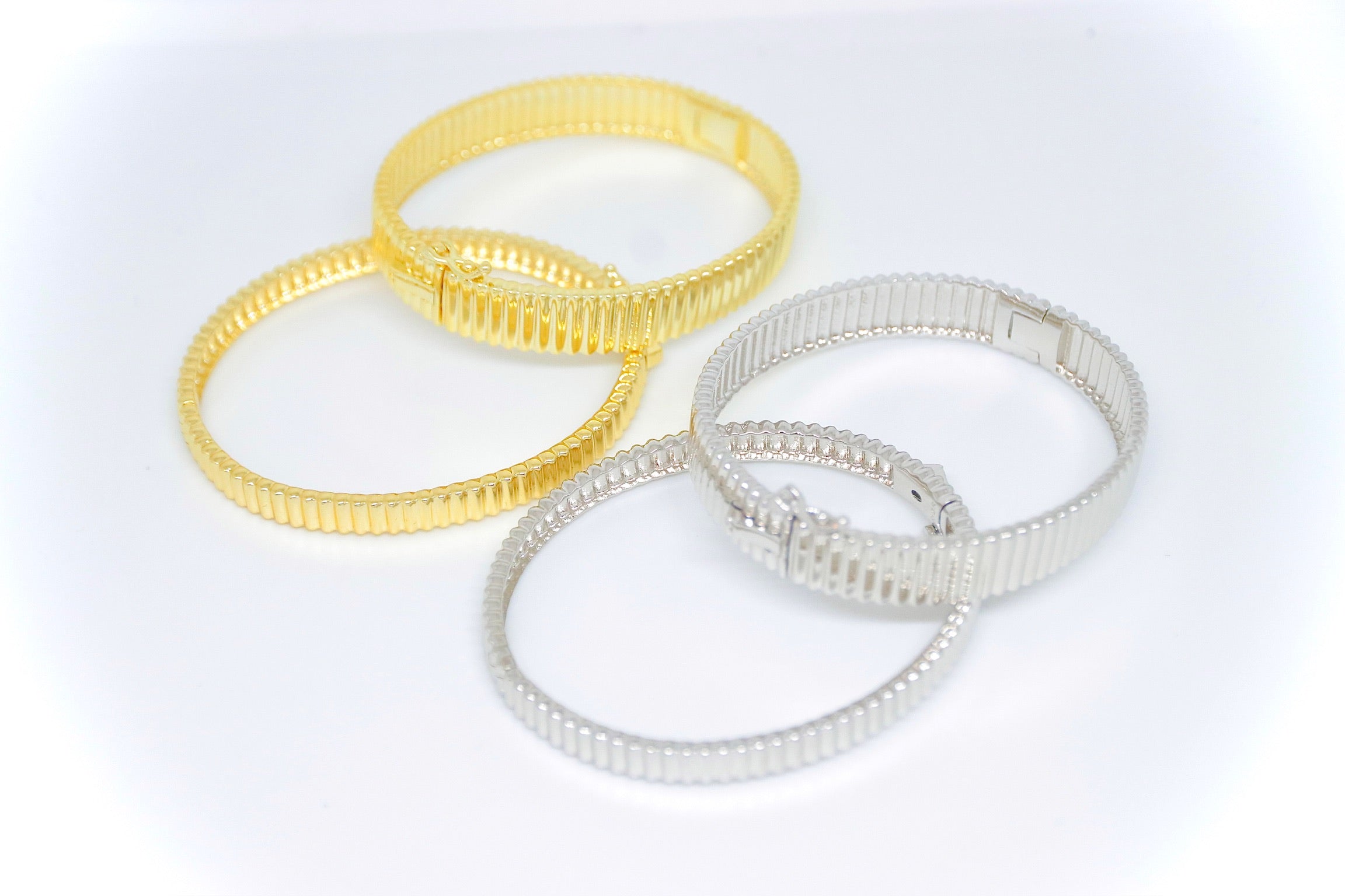 Pulsera Coil Skinny Cuff