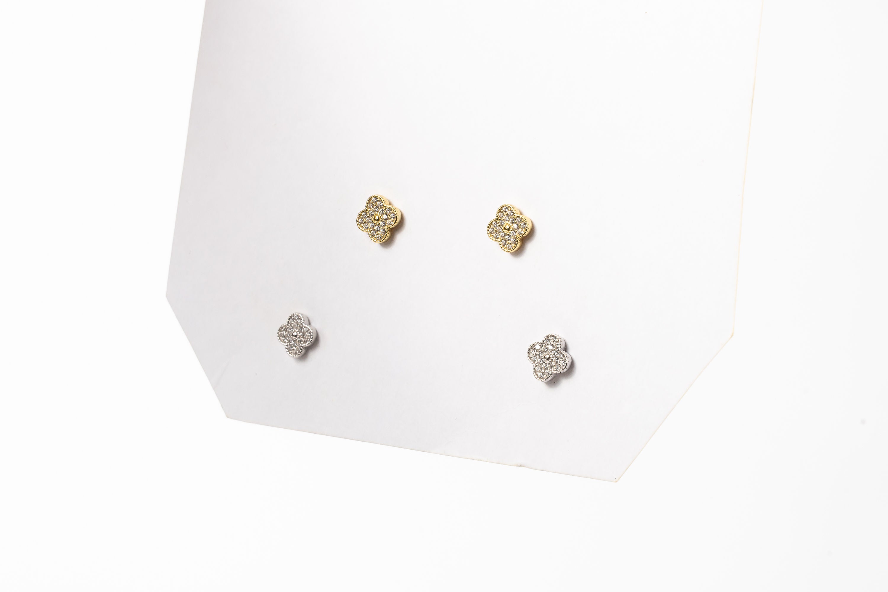 Aro Shine CZ Clover Med