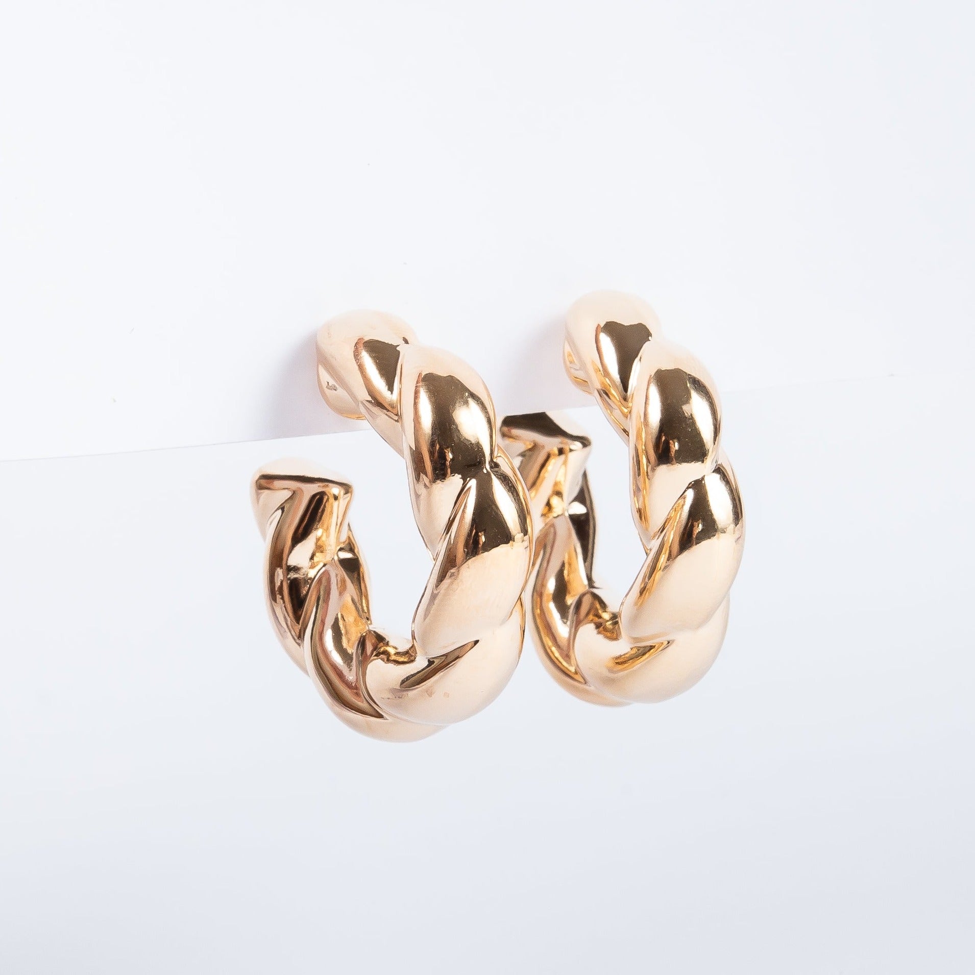 Aro Goldfilled Croissant Hoop