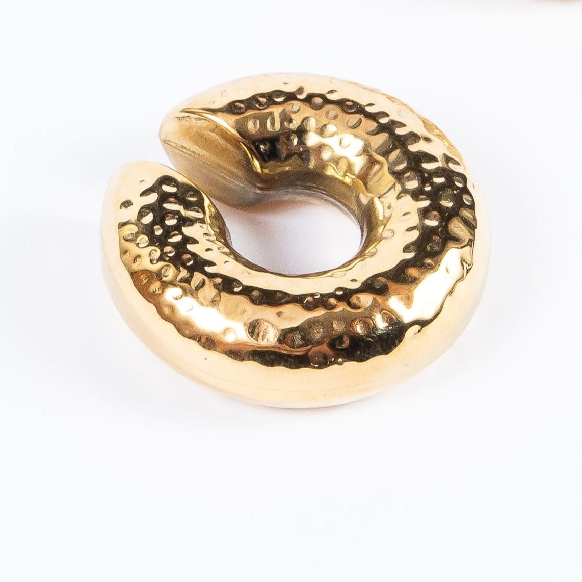 Aro Hammered Chunky Cuff Gold