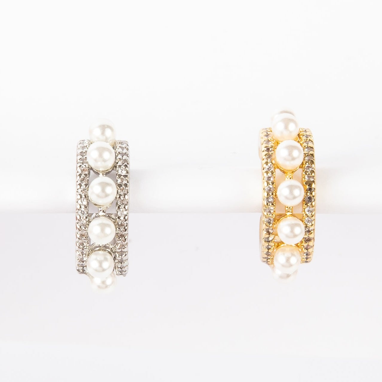 Aro Pearl Fer Cuff