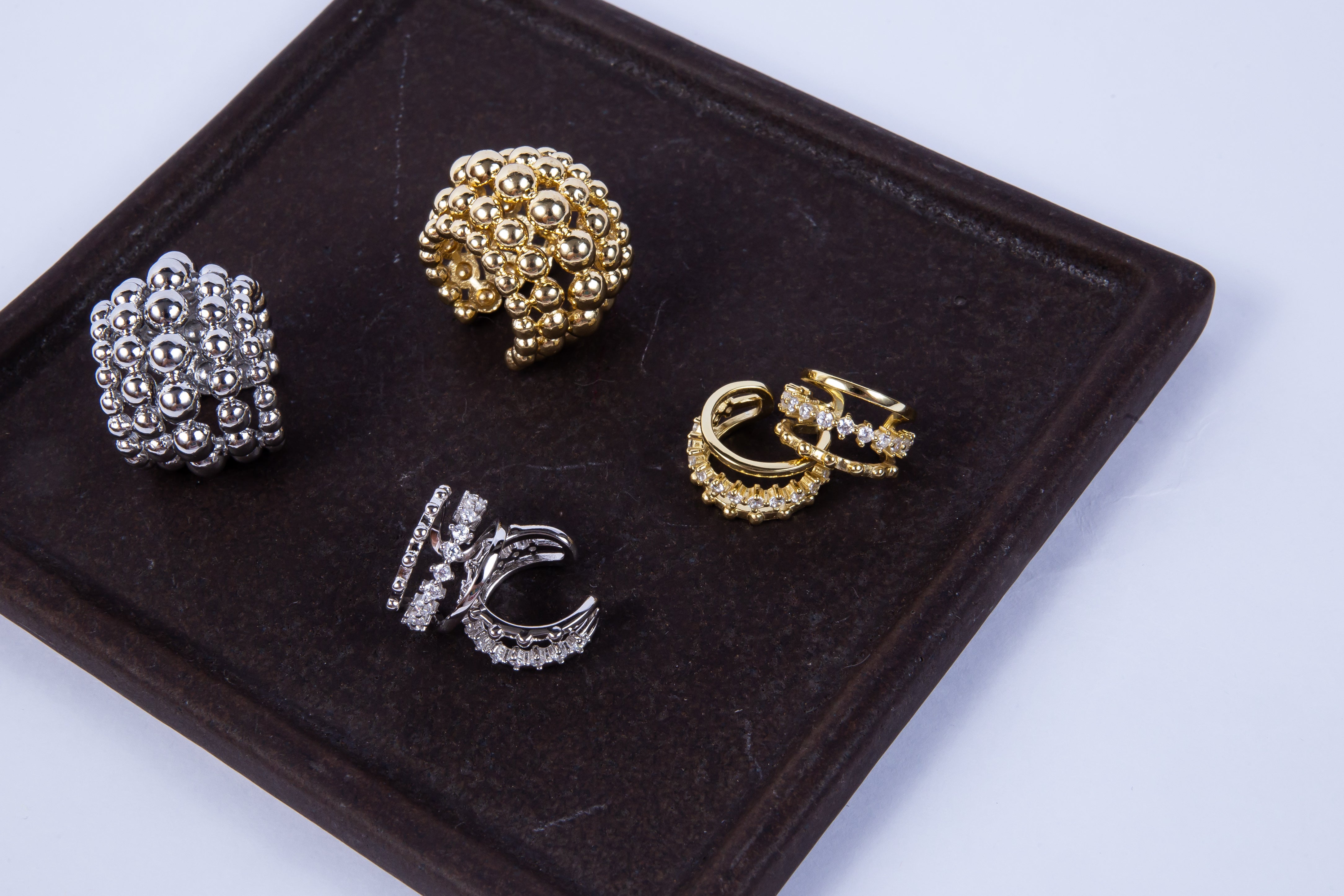 Aro 5 cage Bubbly Chunky Cuff
