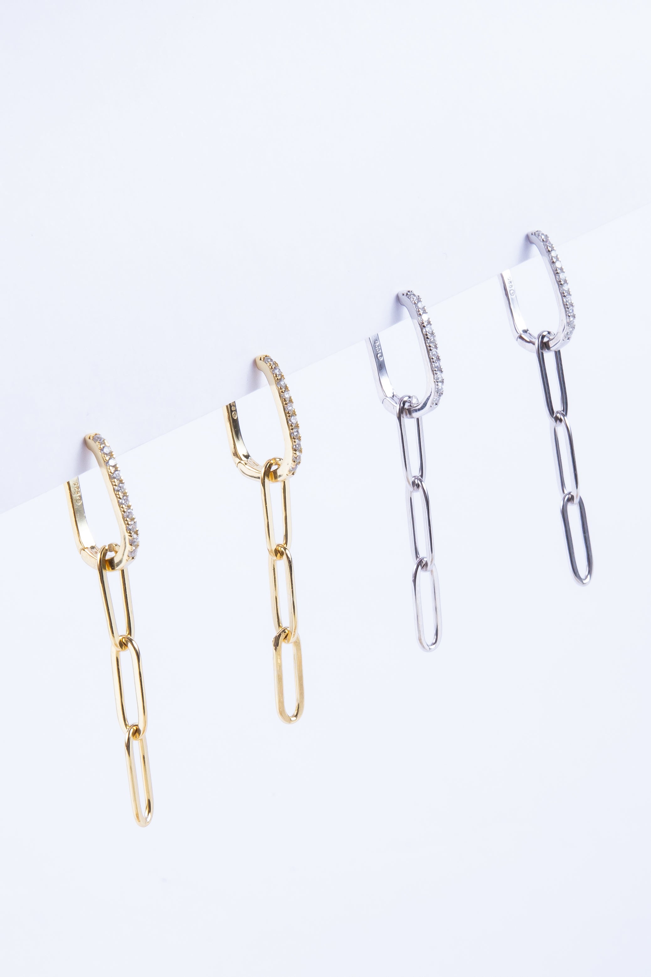 Aro Paperclip Chain & Oval Hoop