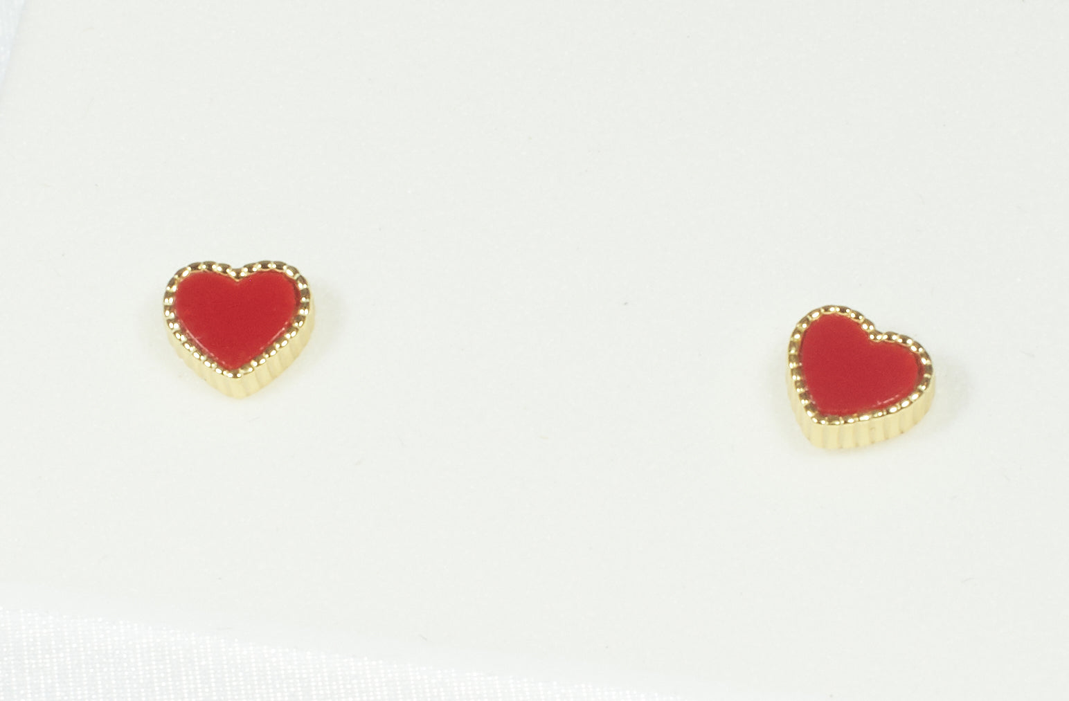 Aro Baby Red Enamel Heart Mini Stud
