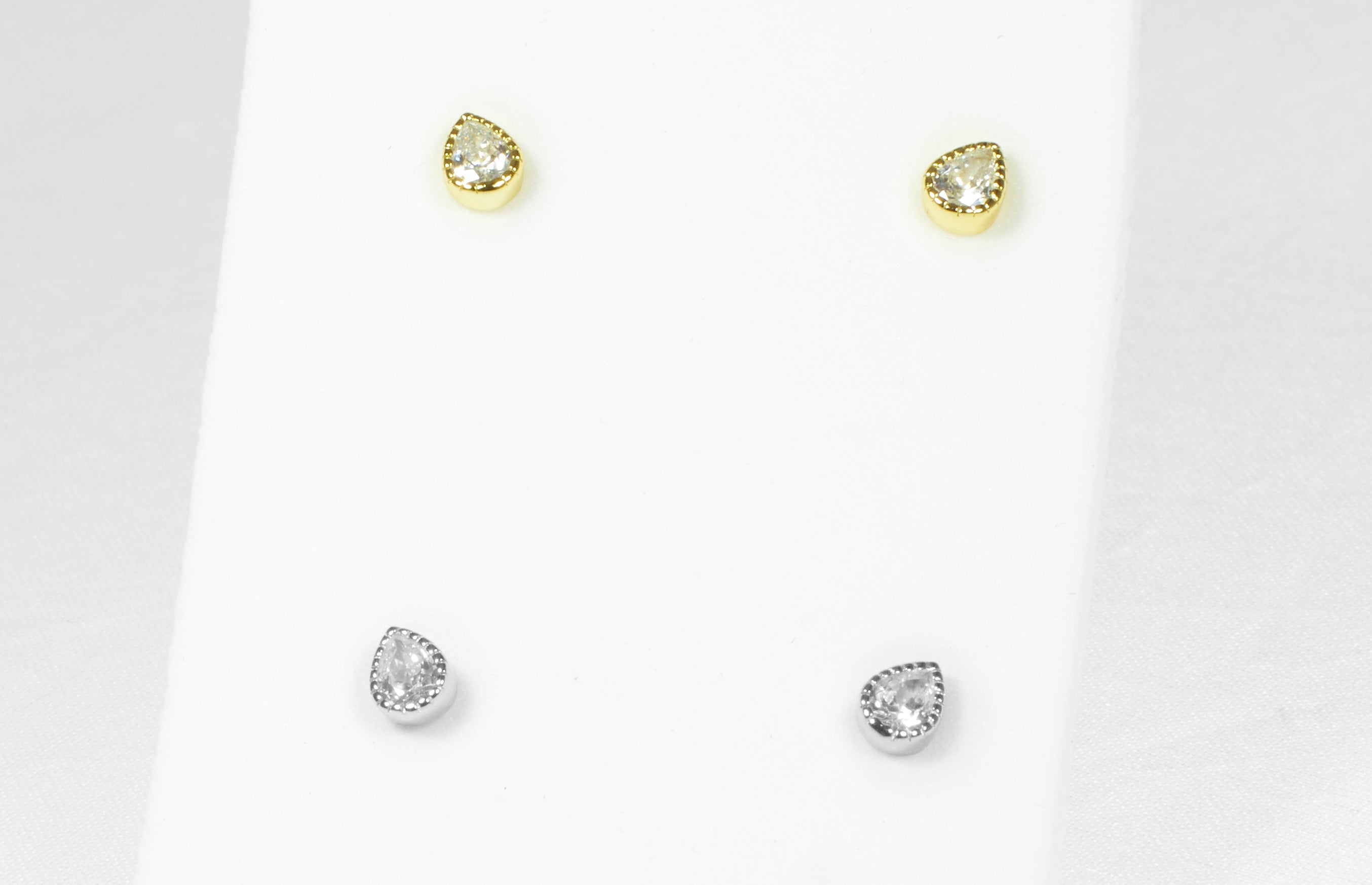 Aro Baby CZ Teardrop Stud