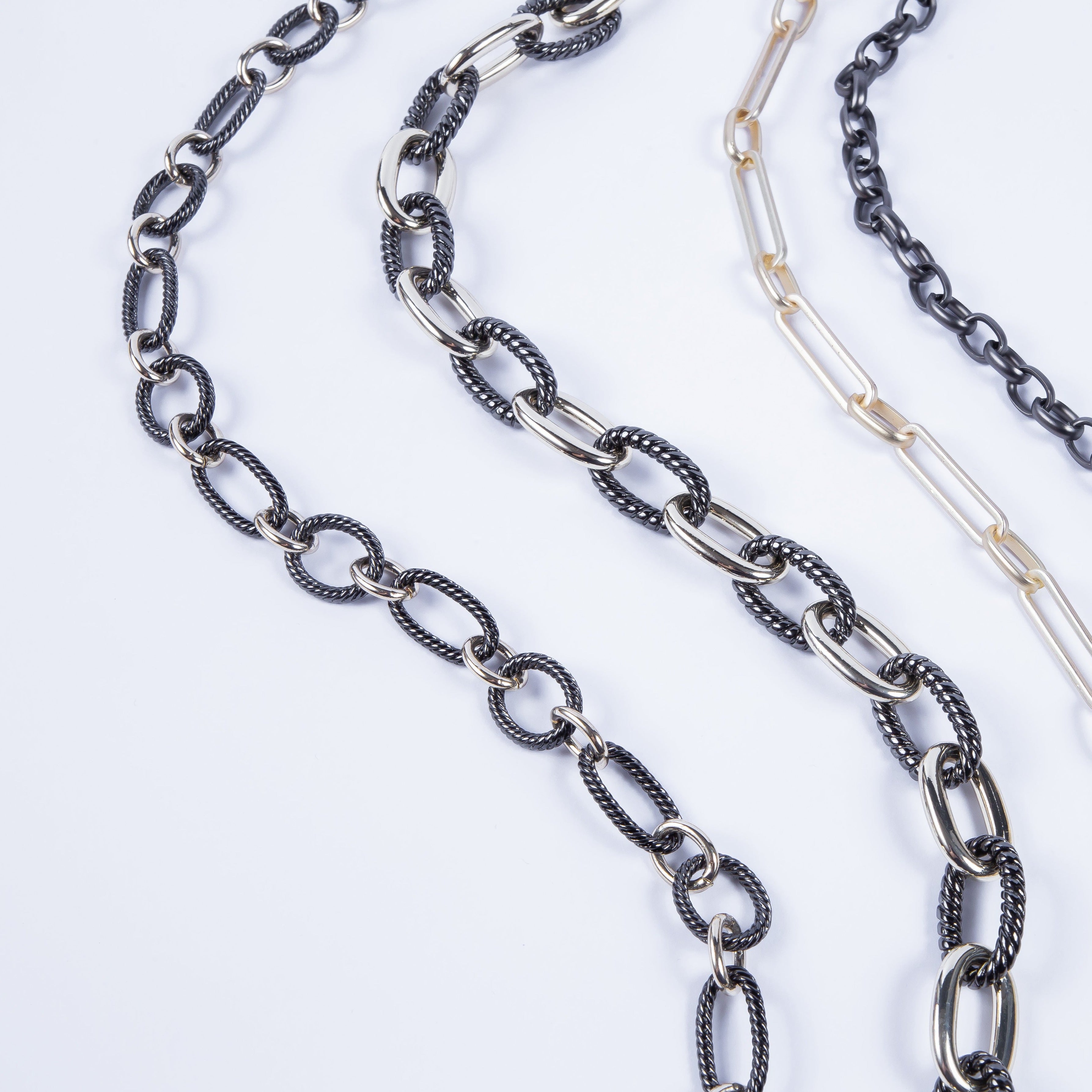 Collar Thin Black Oval Choker
