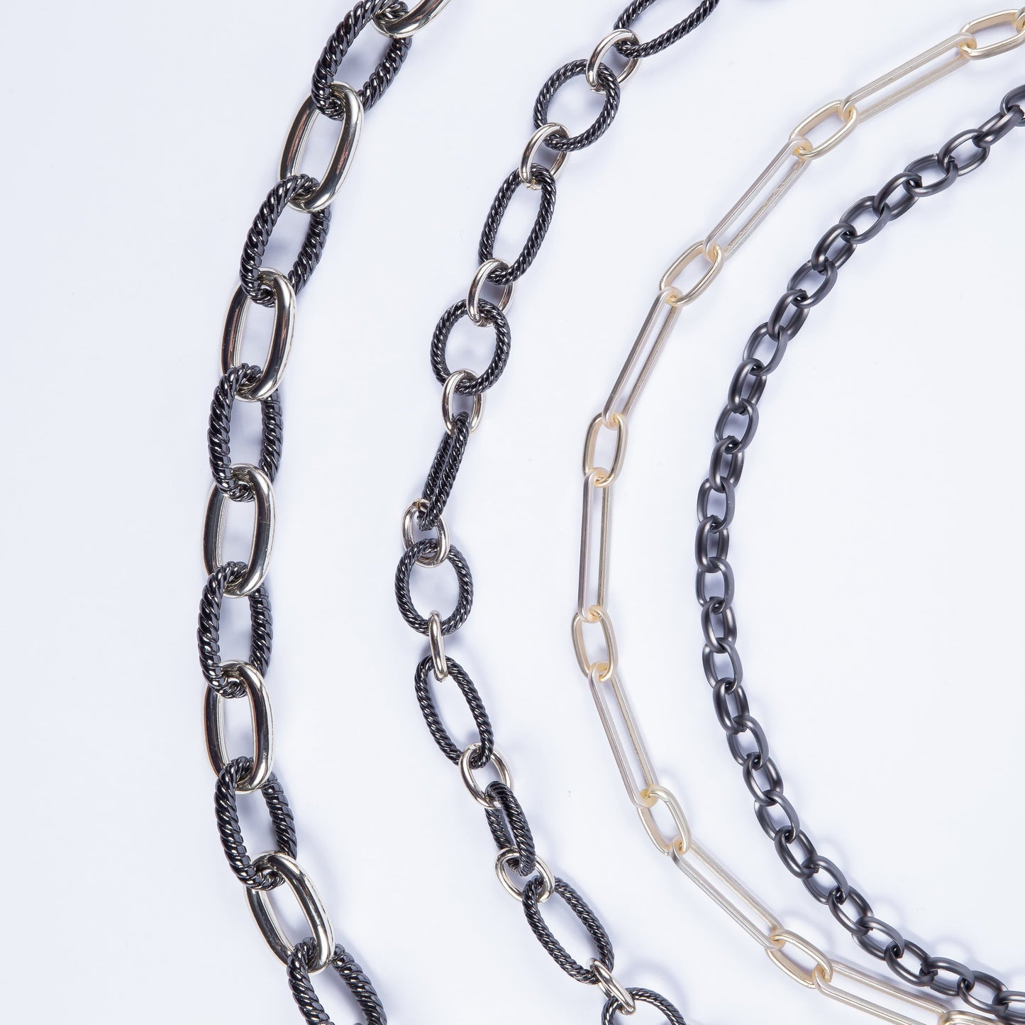 Collar Thin Black Oval Choker