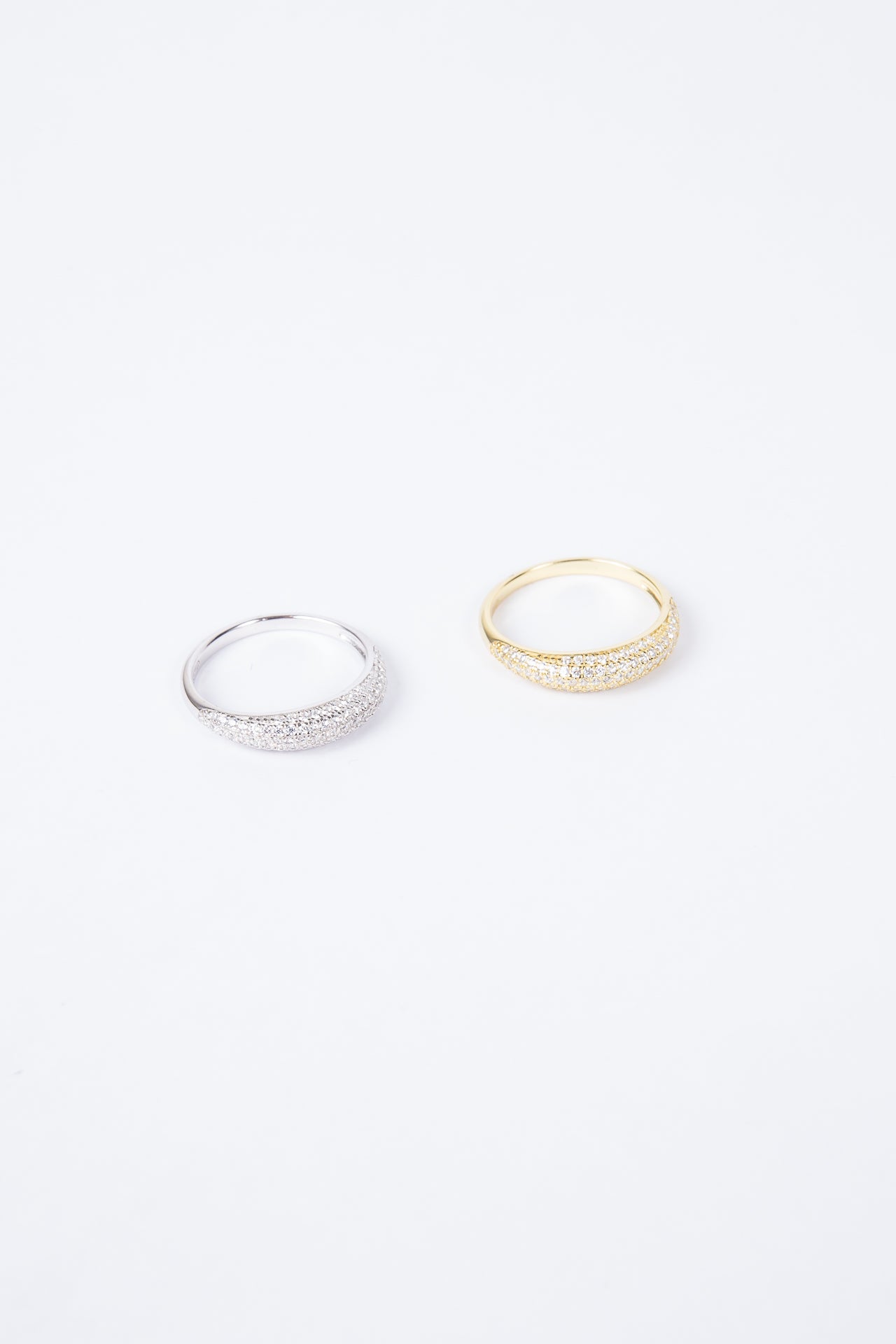 Anillo Semi CZ Thin Gold Ring